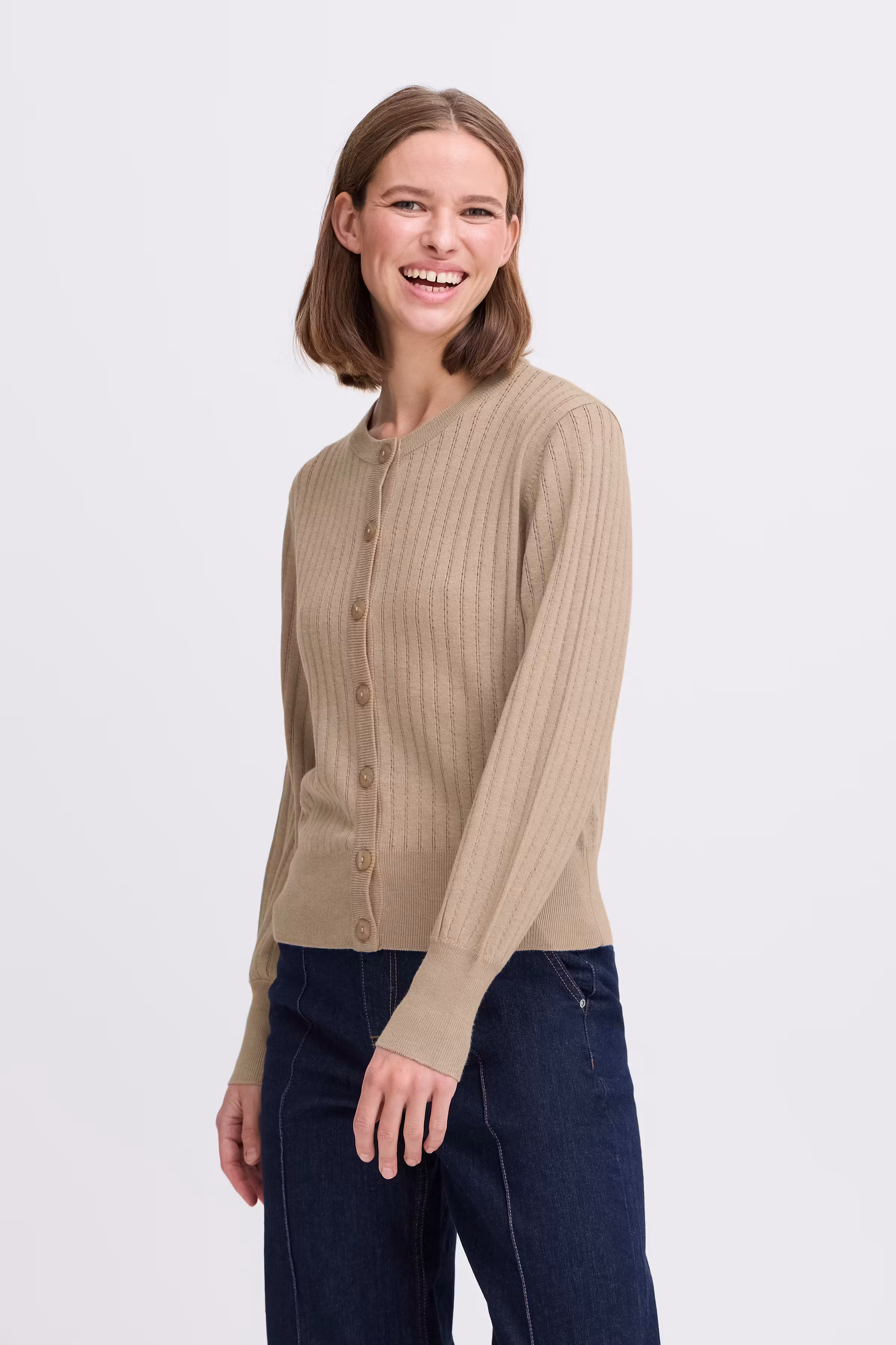 BYMMORLA Cardigan LOOKBOOK FRONT 20817149-1513041