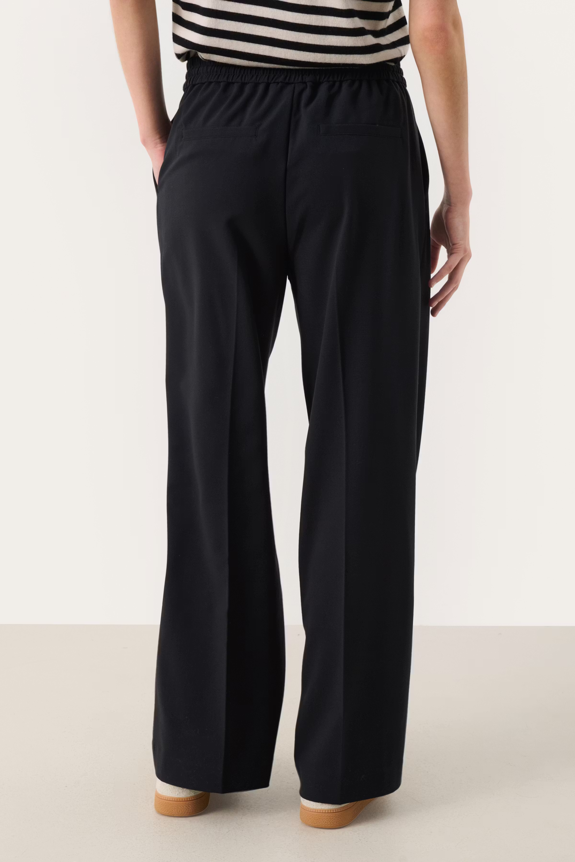 EvalynnPW Trousers LOOKBOOK BACK 30310068-194008