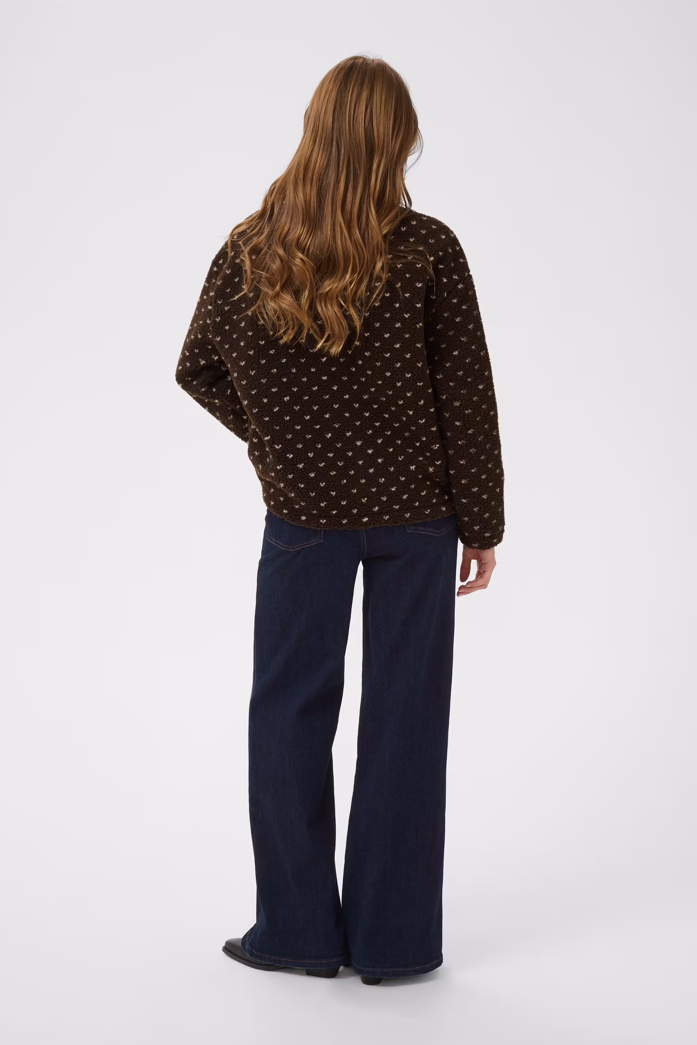 TuviaSZ Outerwear LOOKBOOK BACK 30515780-305634