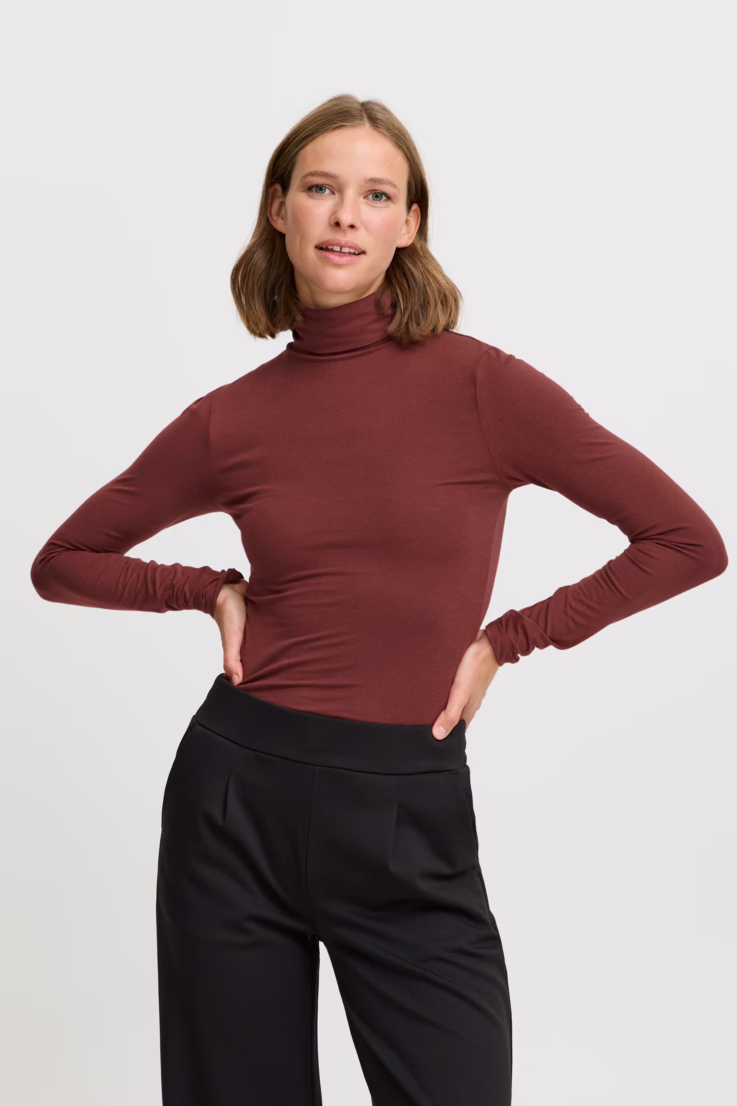 Pamila T-shirt LOOKBOOK FRONT 20802565-191325