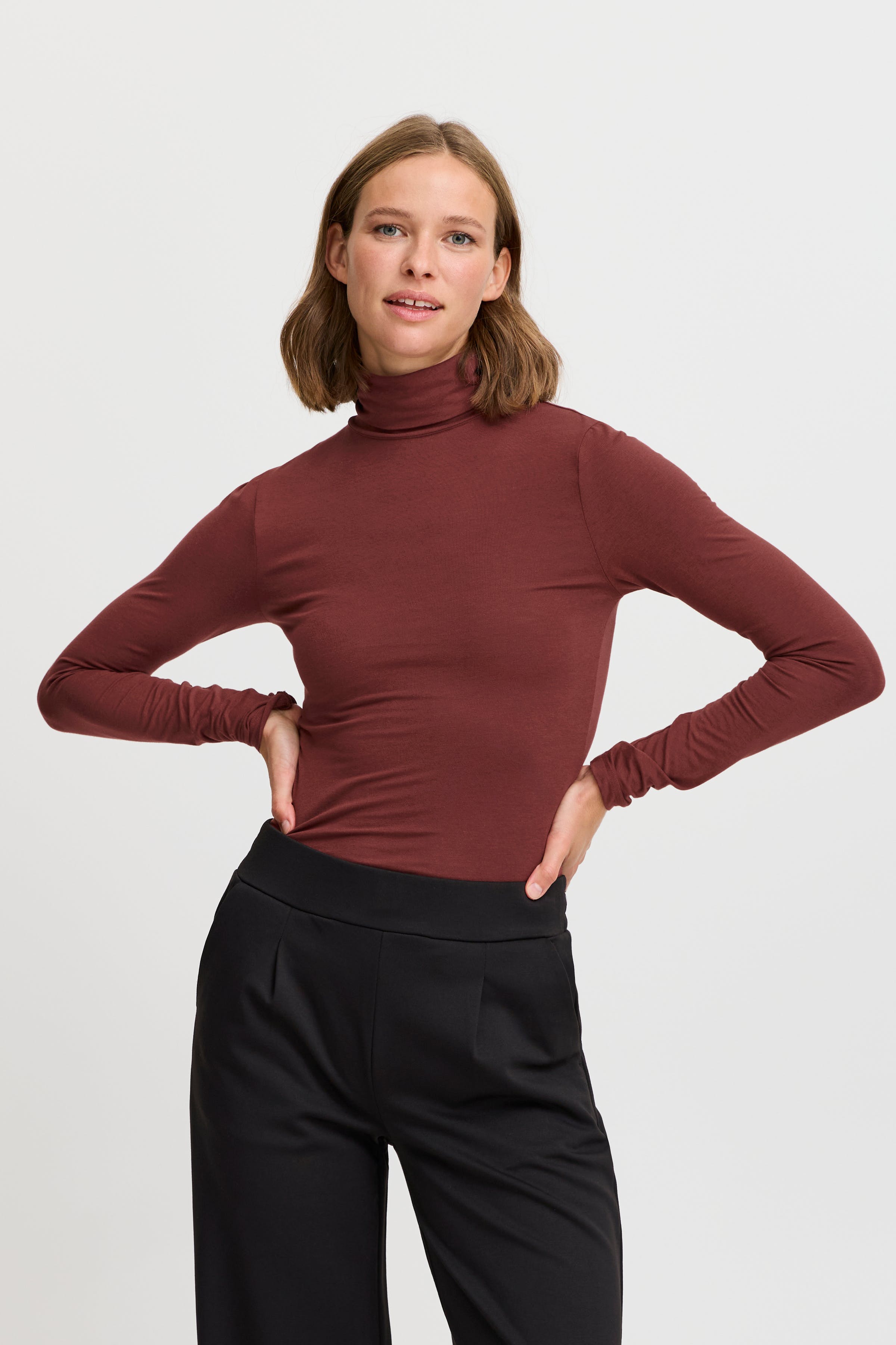 Pamila T-shirt LOOKBOOK FRONT 20802565-191325