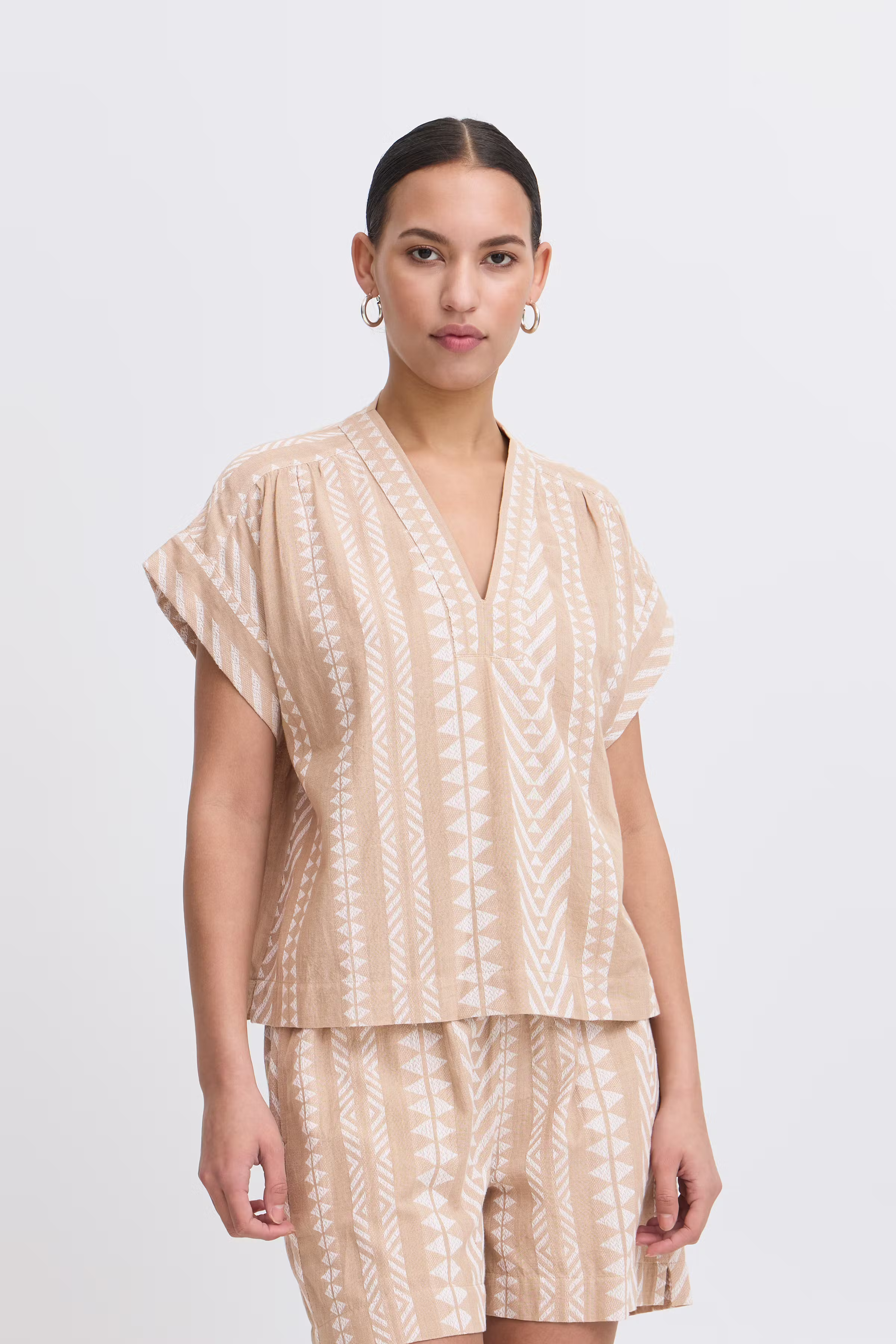 IHWALDINA Blouse LOOKBOOK FRONT 20123365-160906