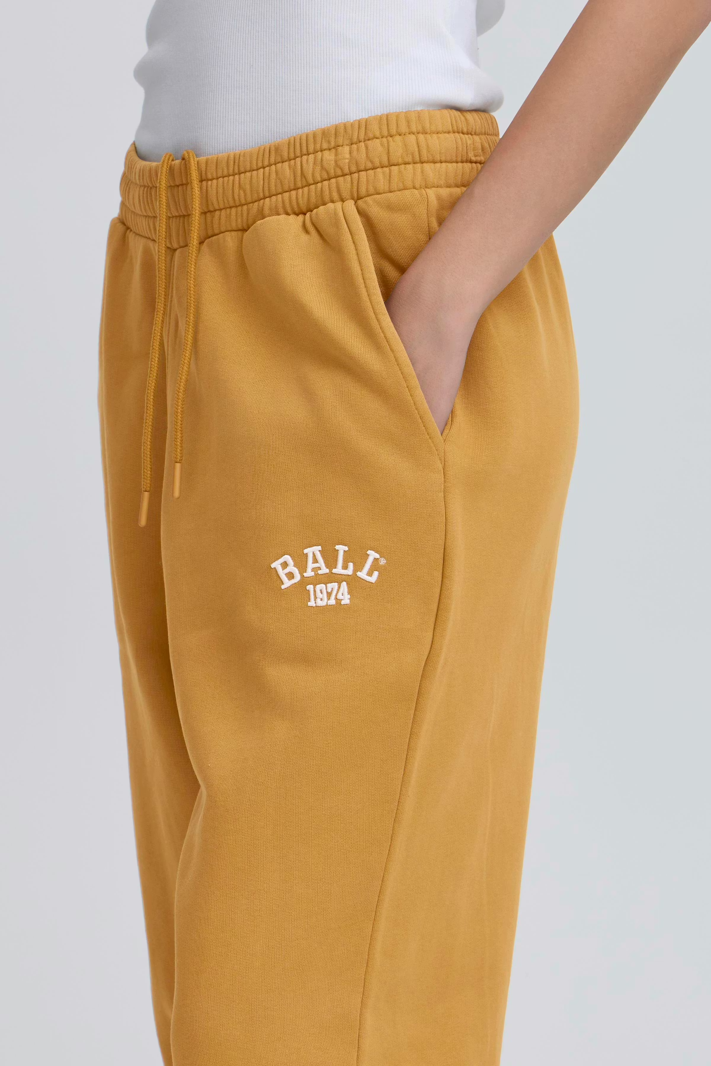 BAJOHNSON Hose LOOKBOOK DETAIL 50405011-180939