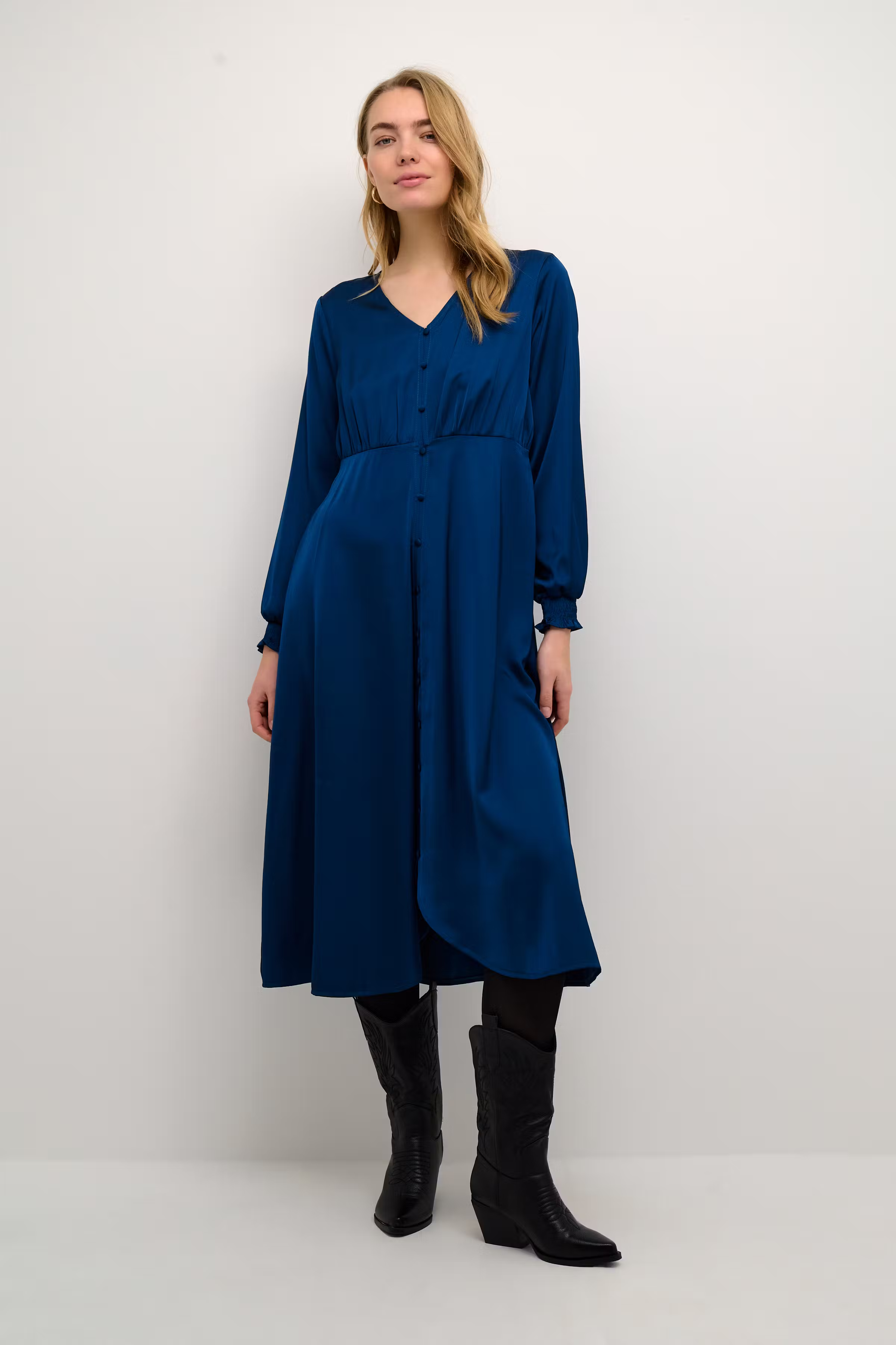 CRFlivio Robe LOOKBOOK FRONT 10611952-194038