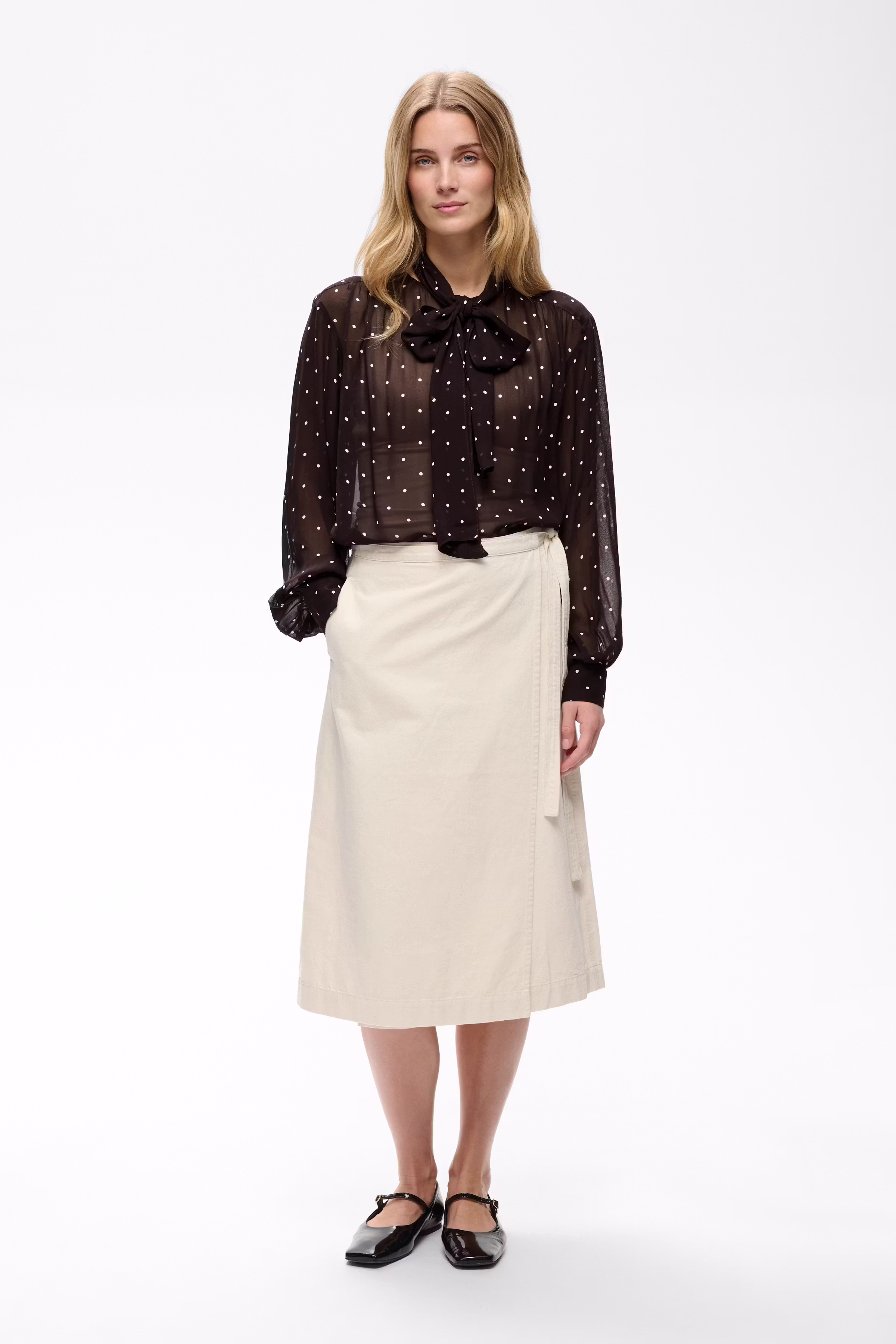 YaninaPW Blouse LOOKBOOK FRONT 30311038-305443