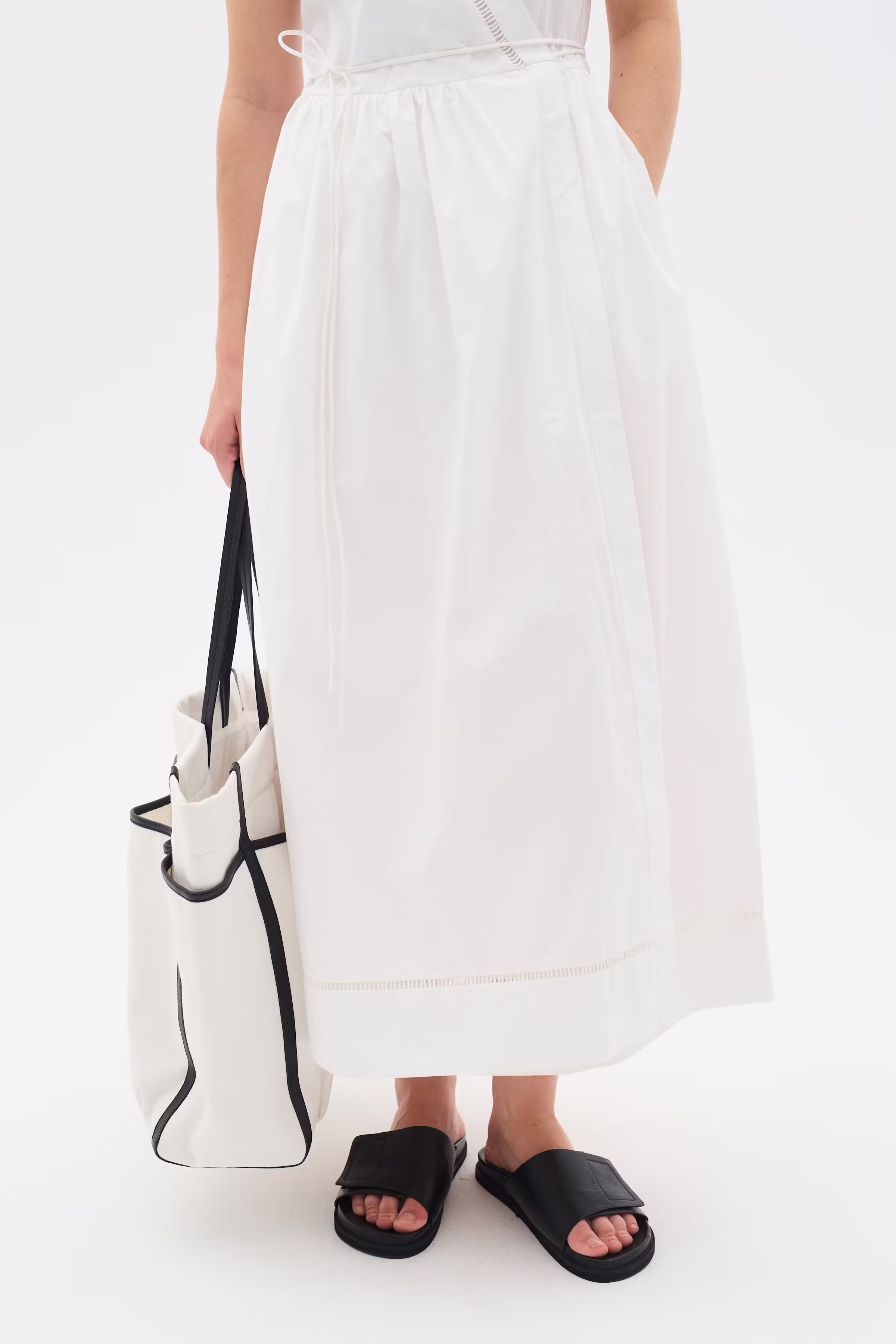 FurlaIW Dress LOOKBOOK FRONT 30110408-300001