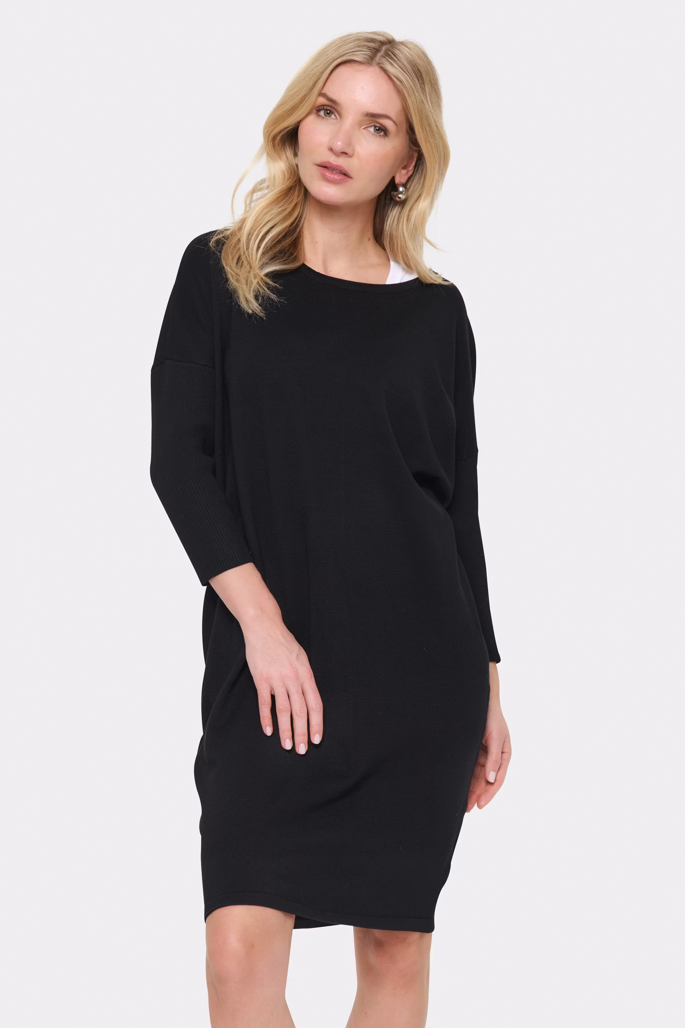 MilaSZ Kjole LOOKBOOK FRONT 30512181-193911