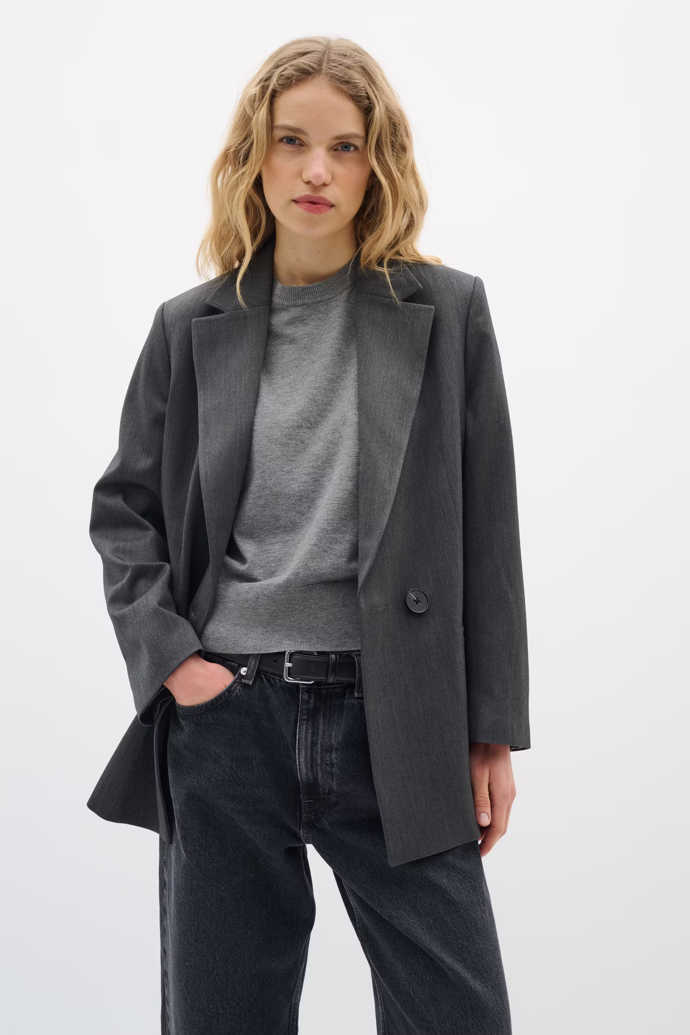 BrunildaIW Blazer LOOKBOOK FRONT 30111002-300596