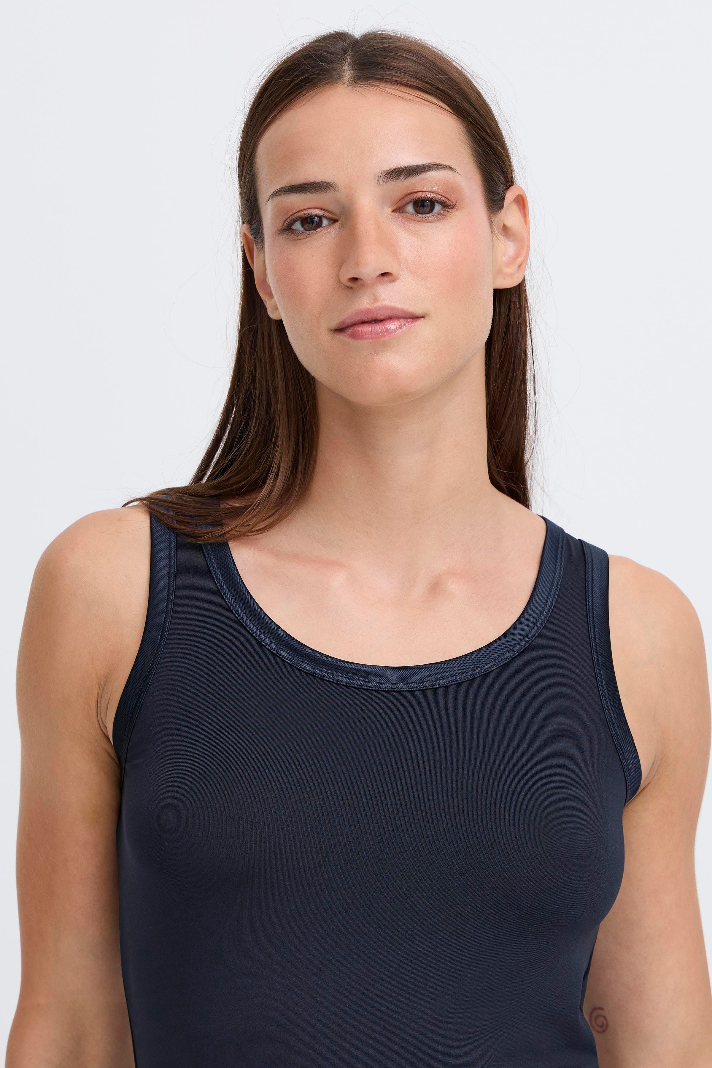 BYLANE Top LOOKBOOK DETAIL 802894-80466