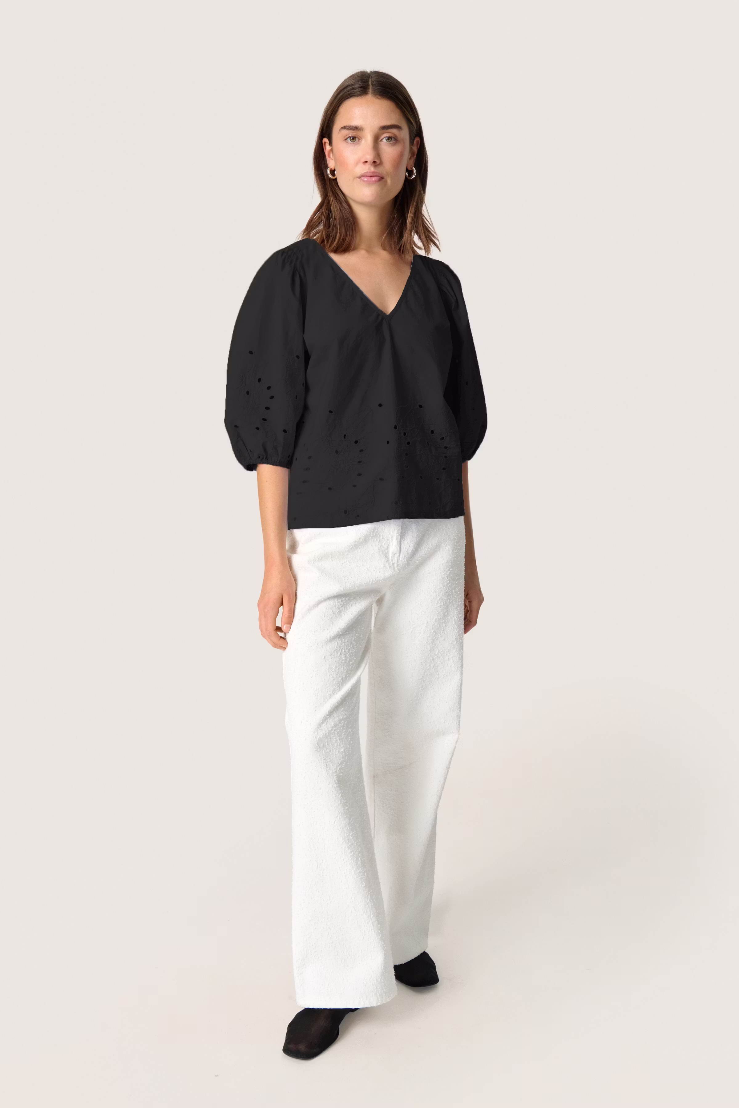 SLManja Blouse LOOKBOOK FRONT 30408460-194008