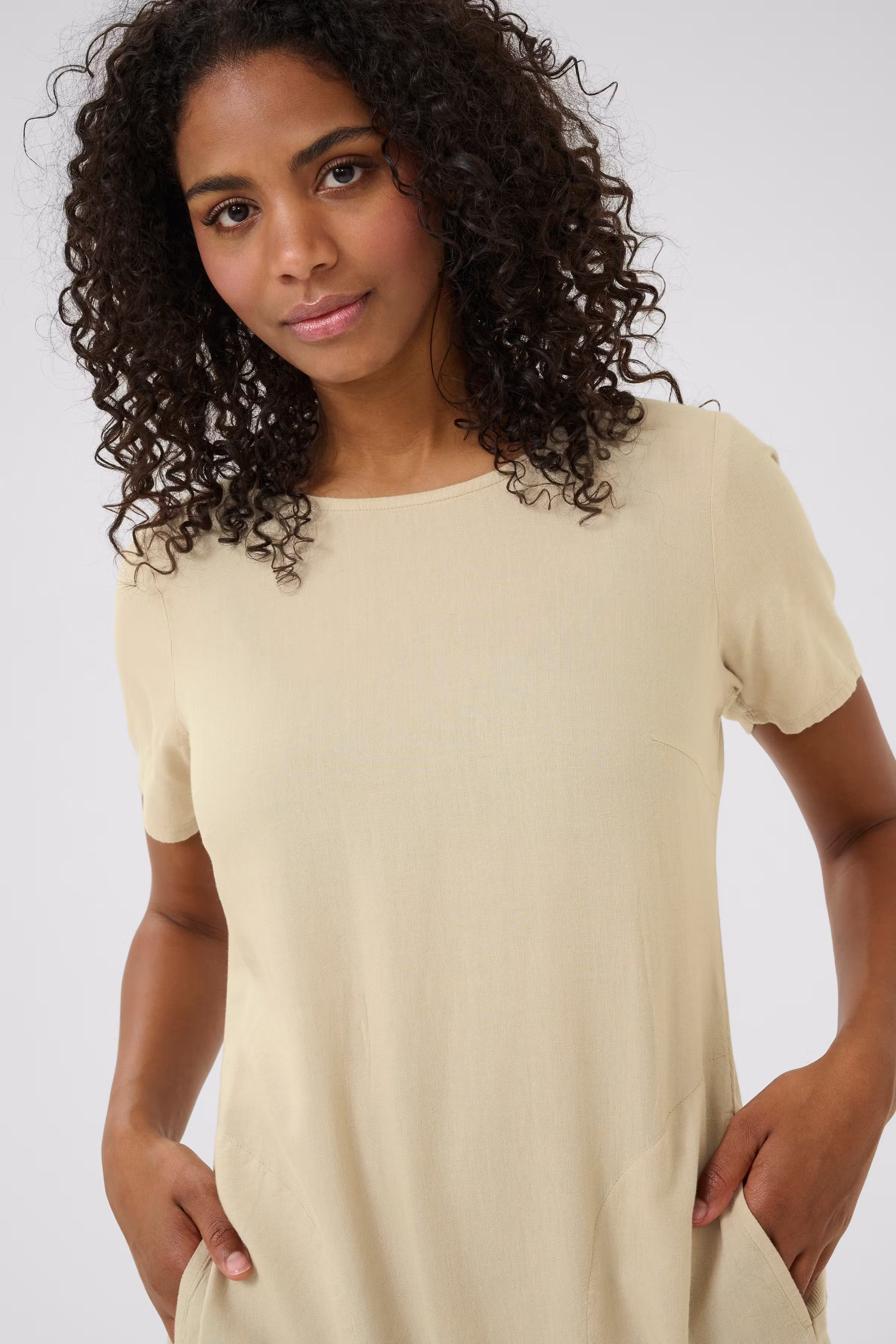 KAmilia Lin kjole LOOKBOOK DETAIL 10508362-151305