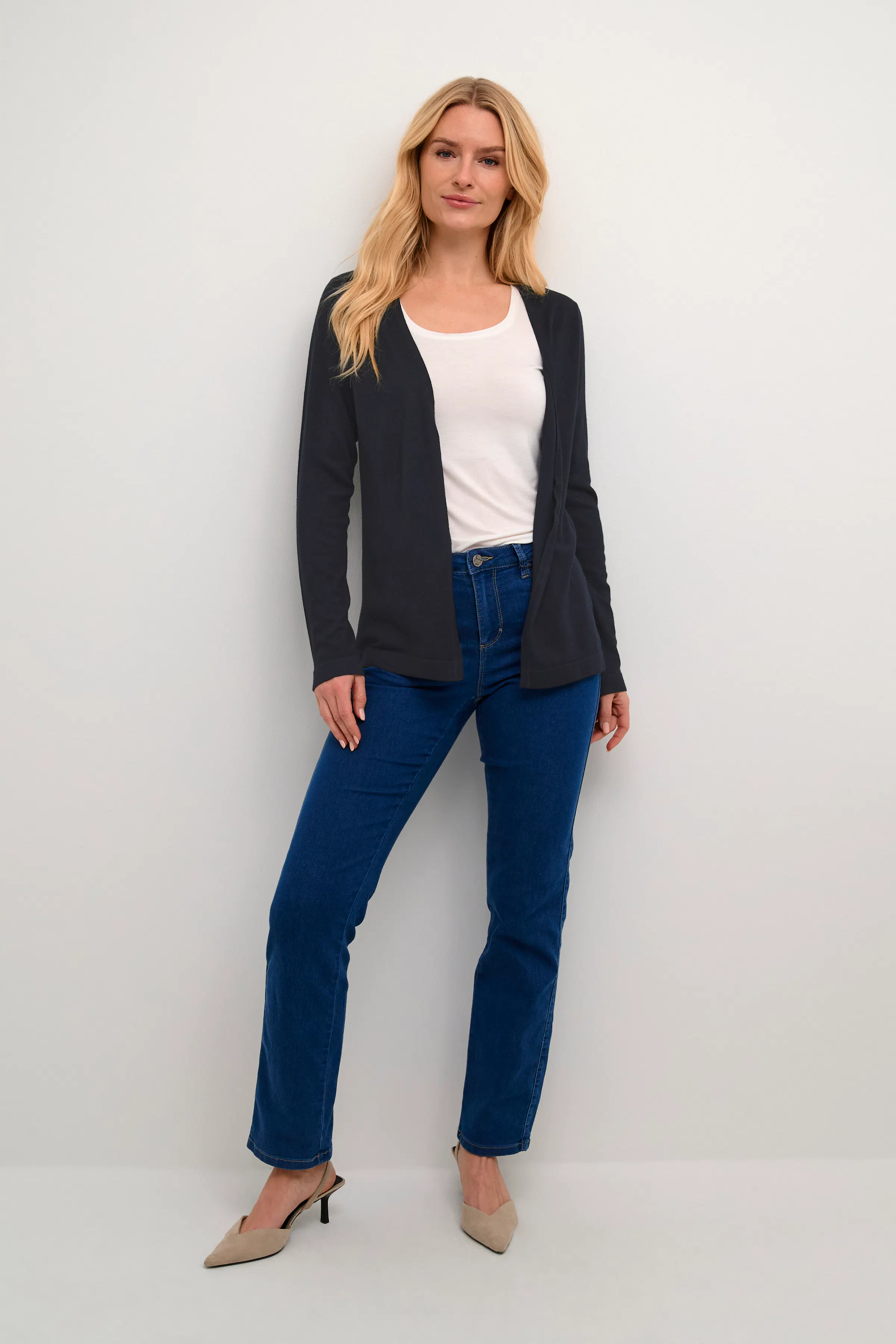 KAfenia Cardigan LOOKBOOK FRONT 10551503-52737