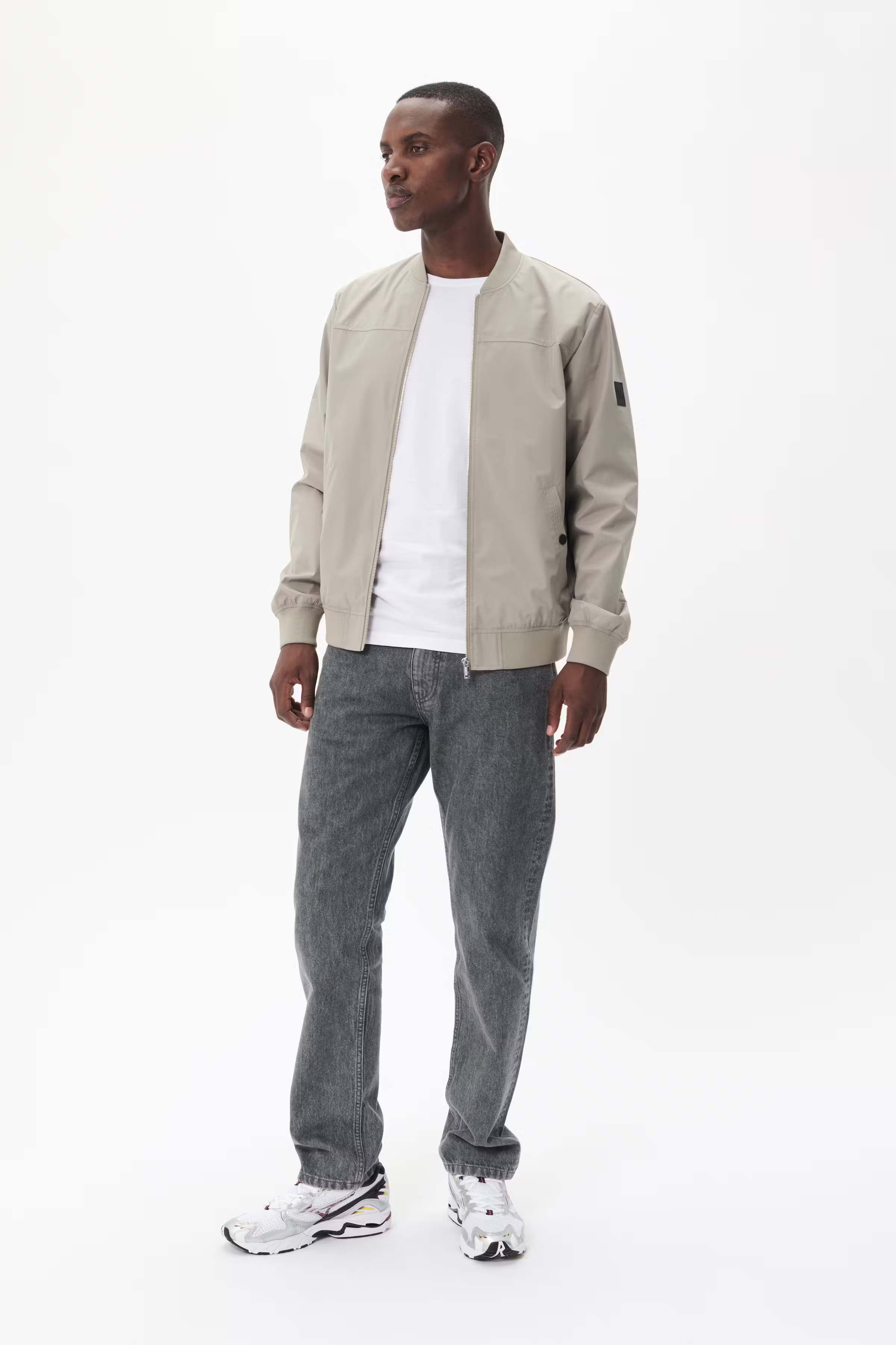MAclay Bomber Jacket LOOKBOOK FRONT 30205869-170205