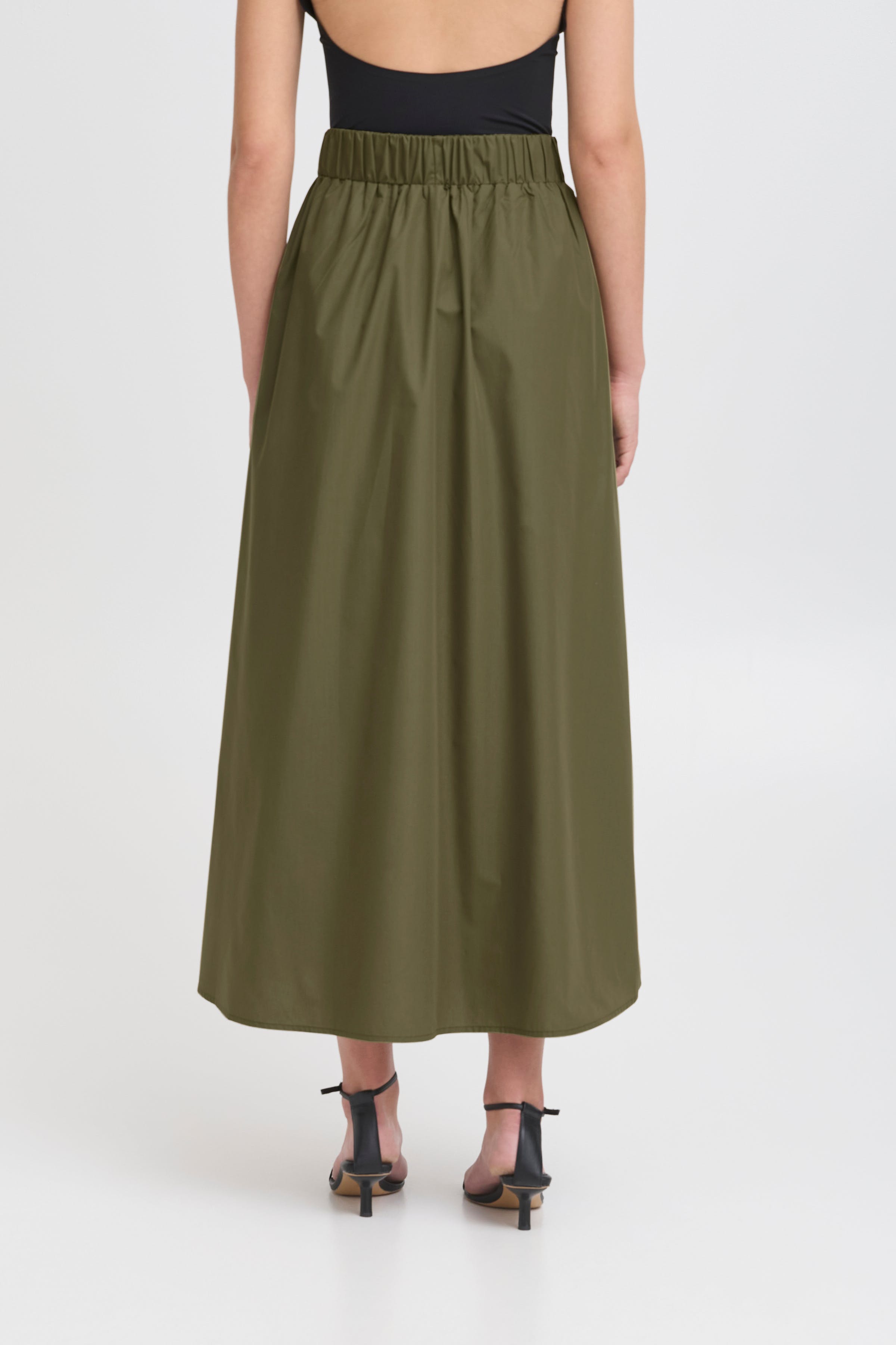 IXTAU Rok LOOKBOOK BACK 20123492-190512