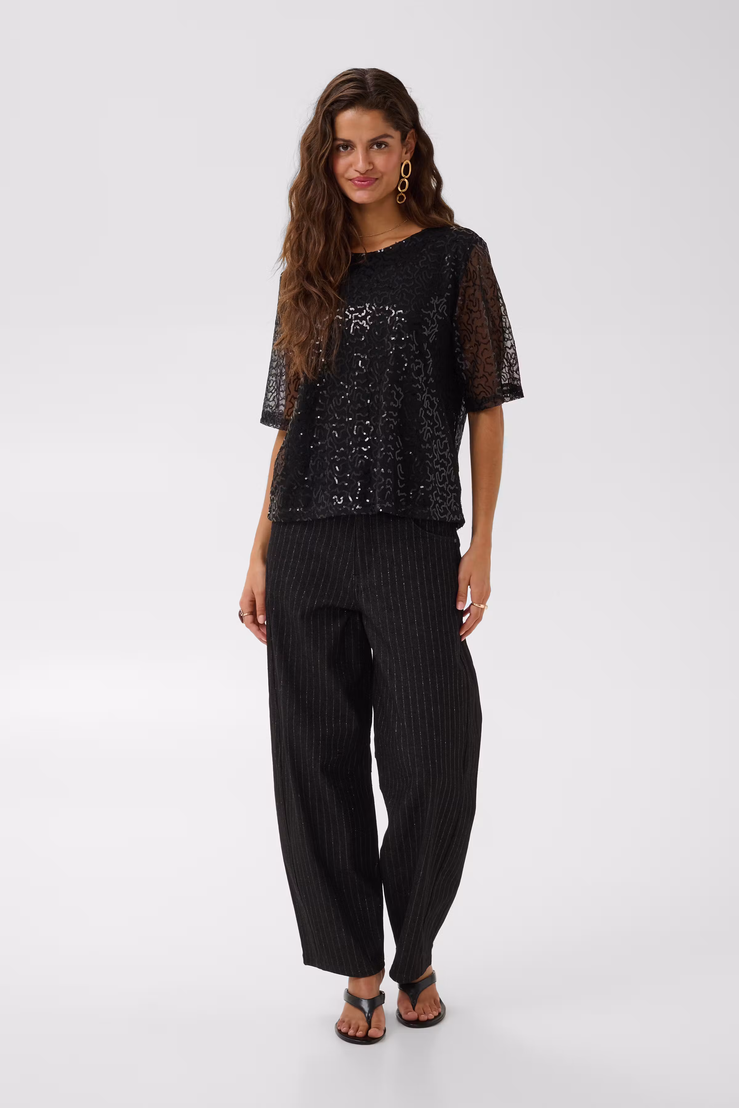 CRShima Blouse LOOKBOOK FRONT 10615622-100120