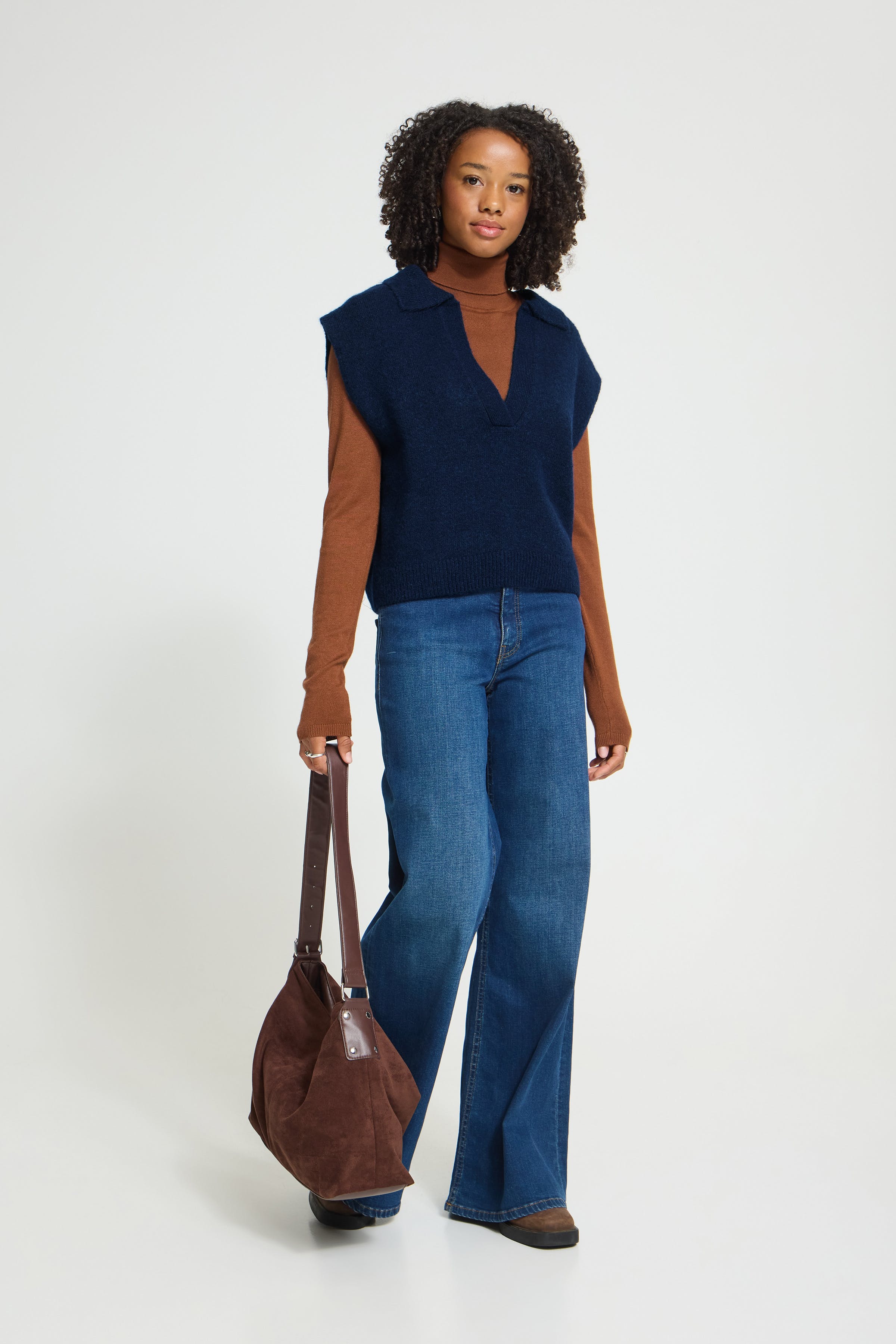 IHPOVOKE Strik vest LOOKBOOK FRONT 20125164-193939