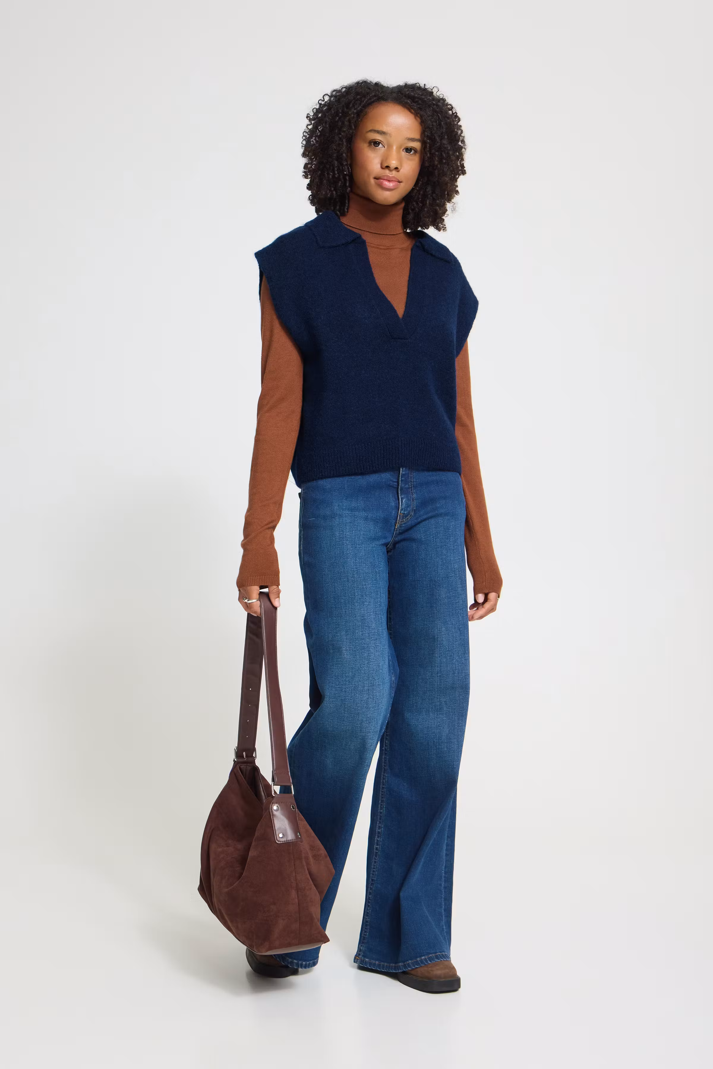 IHPOVOKE Strikket vest LOOKBOOK FRONT 20125164-193939