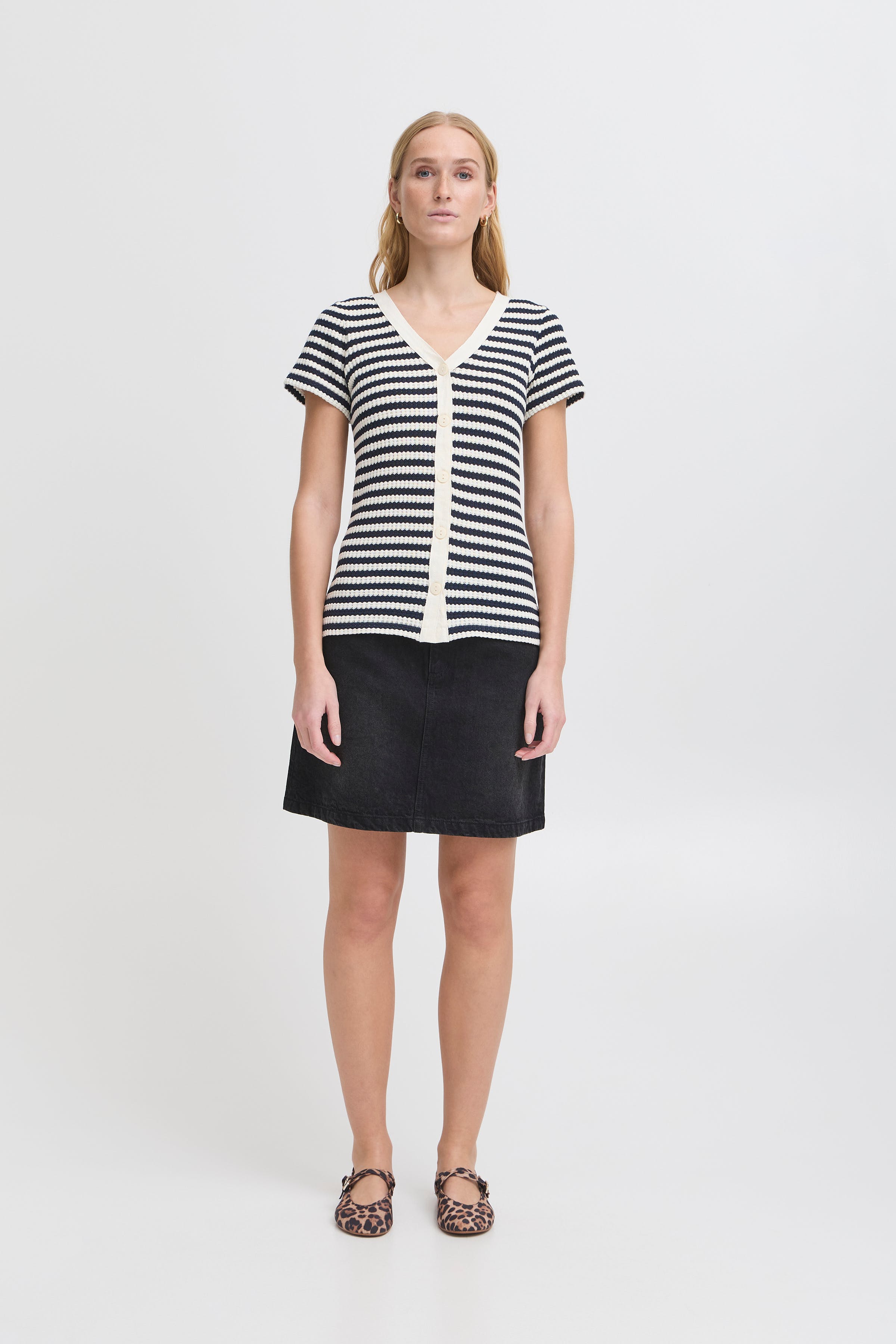 IHLORIANNA T-shirt LOOKBOOK FRONT 20123628-204487