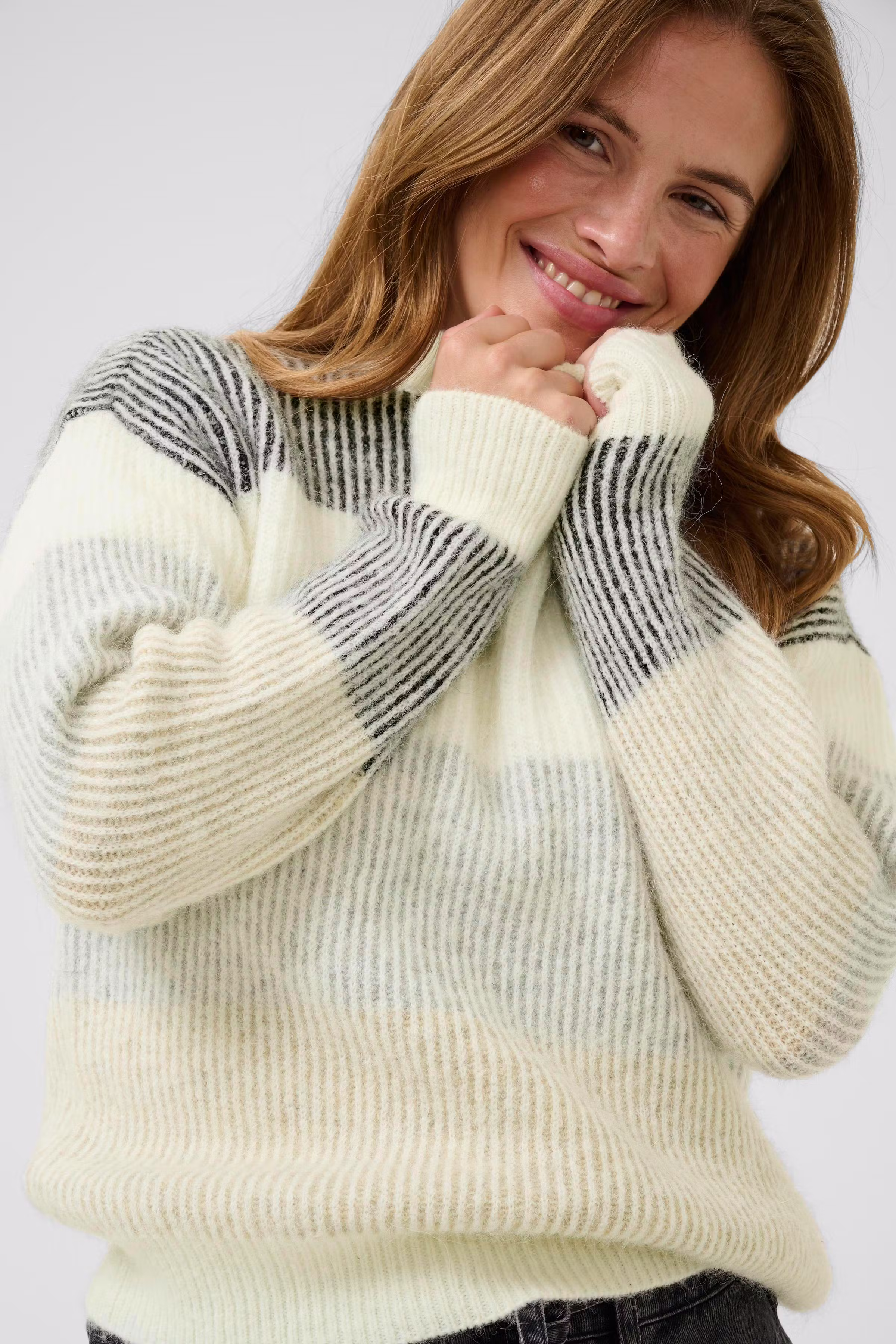 KAneve Pullover LOOKBOOK DETAIL 10511331-109023