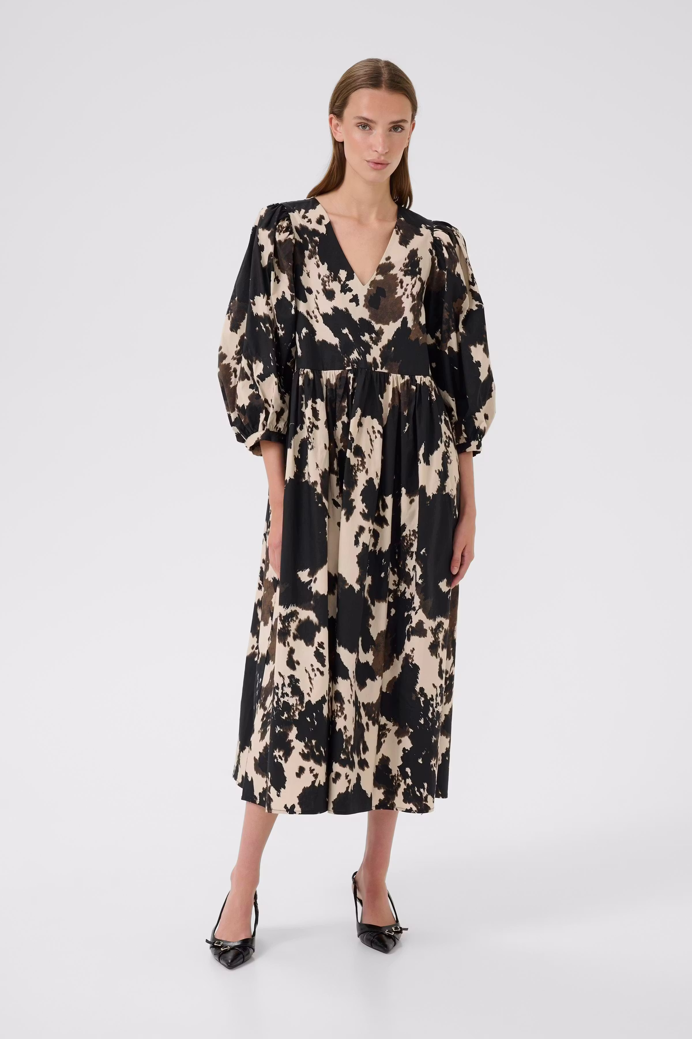 KBBabeth Dress LOOKBOOK FRONT 10105613-108421