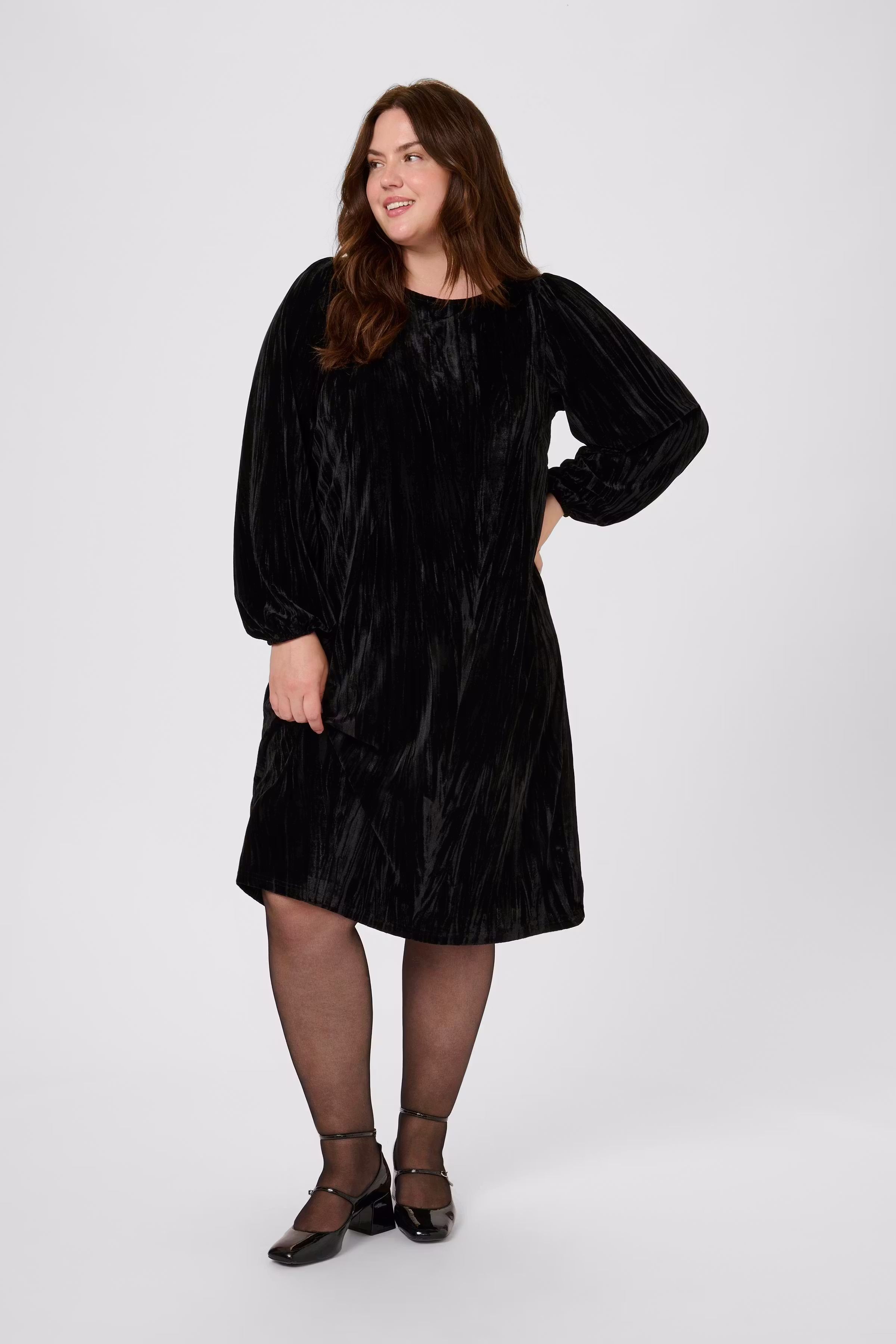 KCeliva Velourskleid LOOKBOOK FRONT 10583803-100121