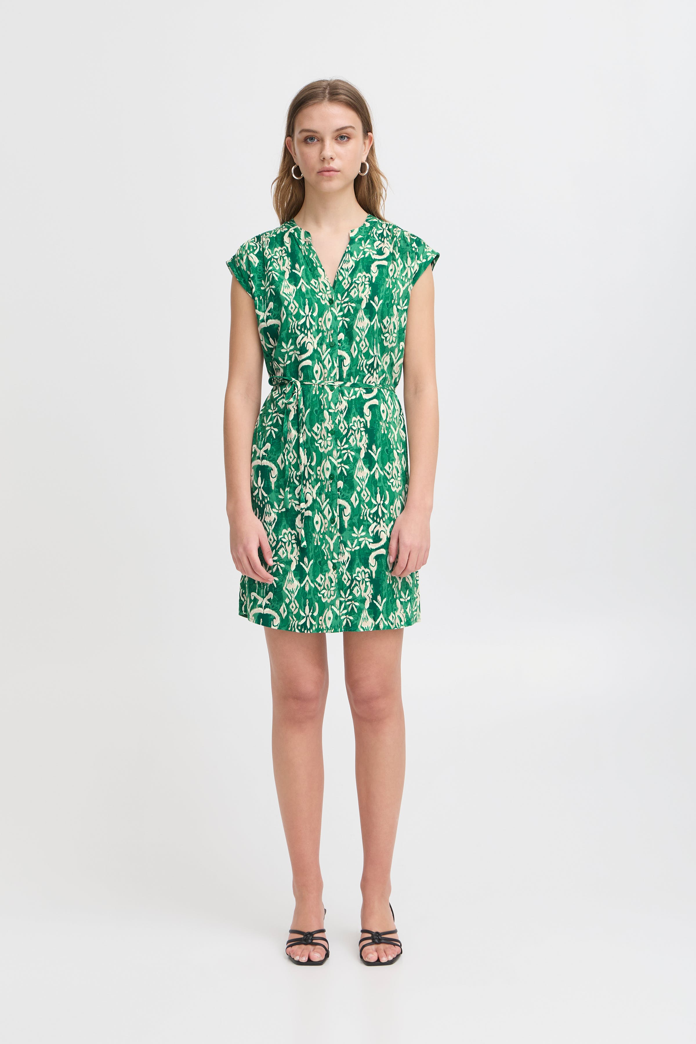 IHAYA Kleid LOOKBOOK FRONT 20123316-204615