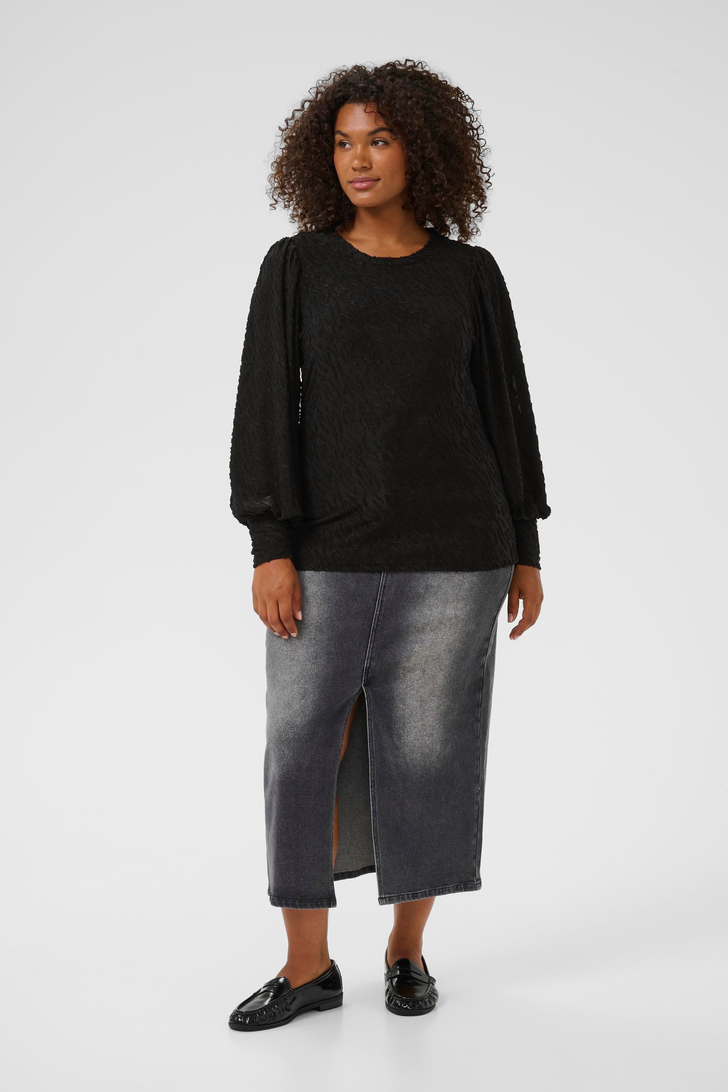 KCzarina Blouse LOOKBOOK FRONT 10583687-100121