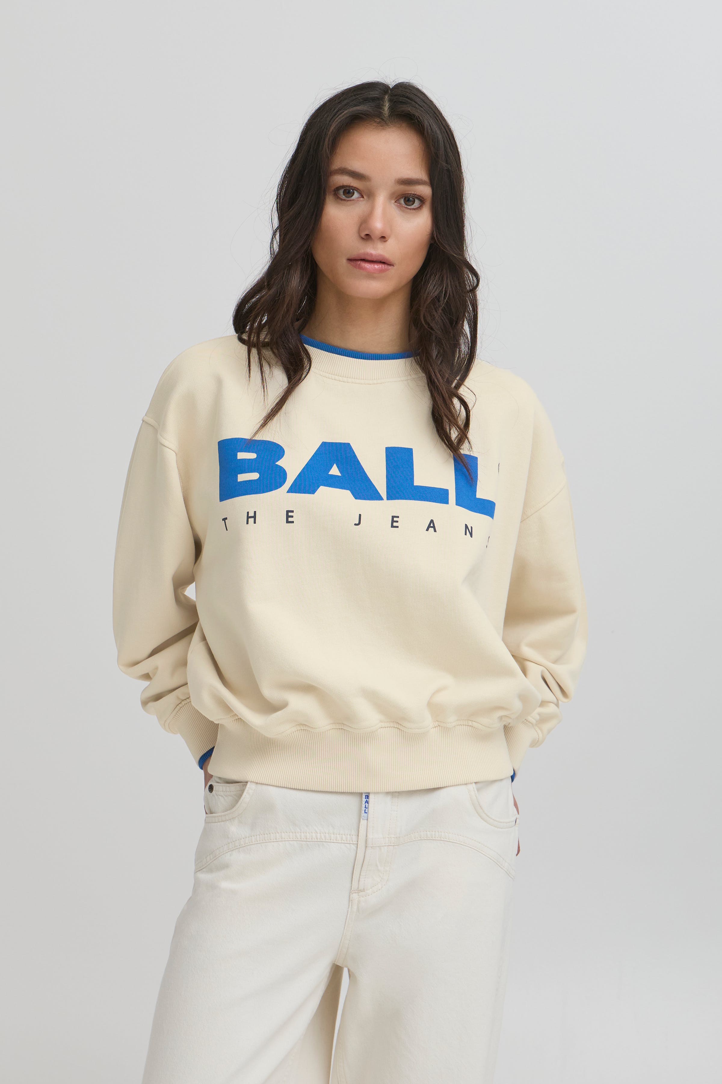 BASIMONA Sweatshirt LOOKBOOK FRONT 50405055-205325