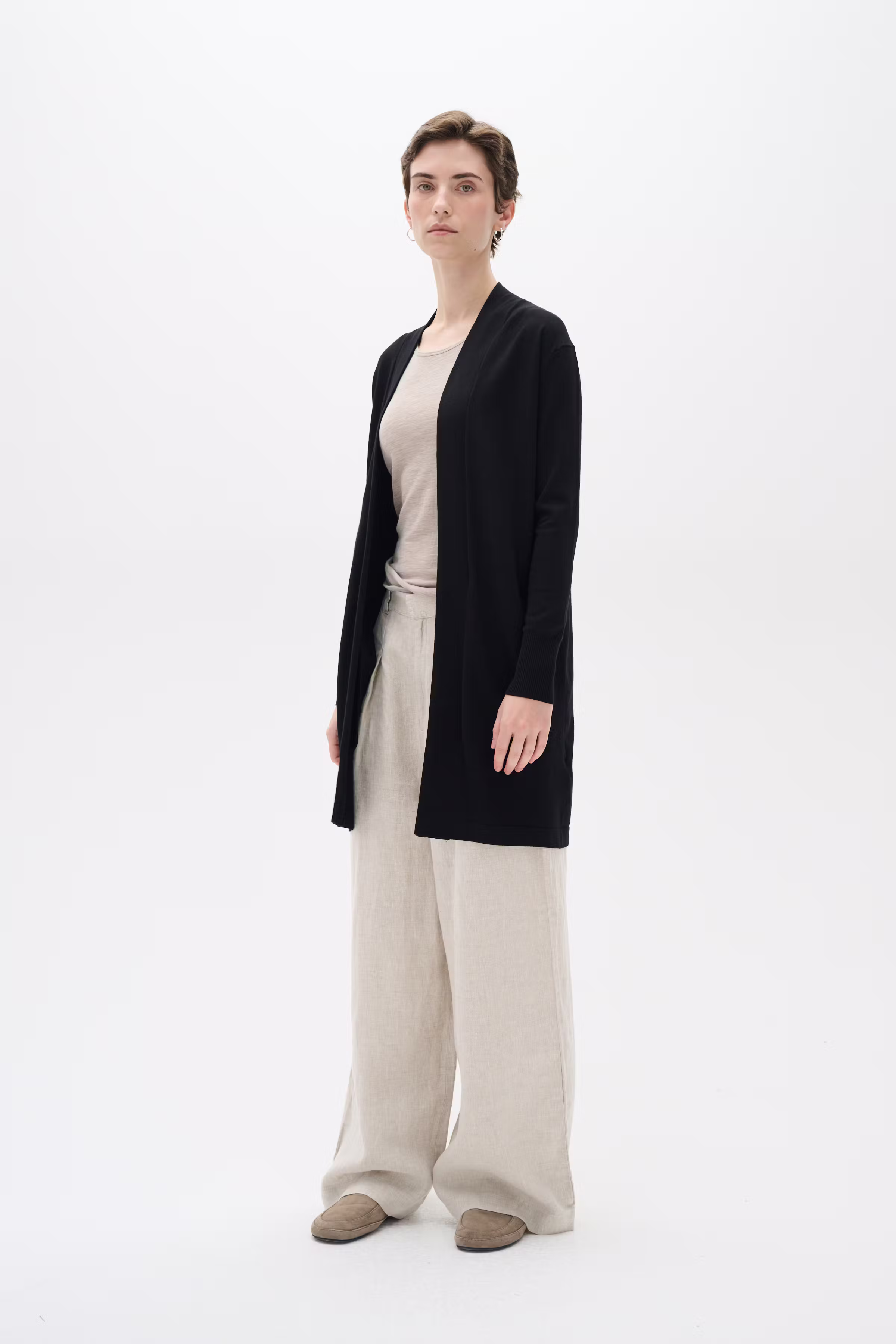 ReneeIW Vest LOOKBOOK FRONT 30100787-10050