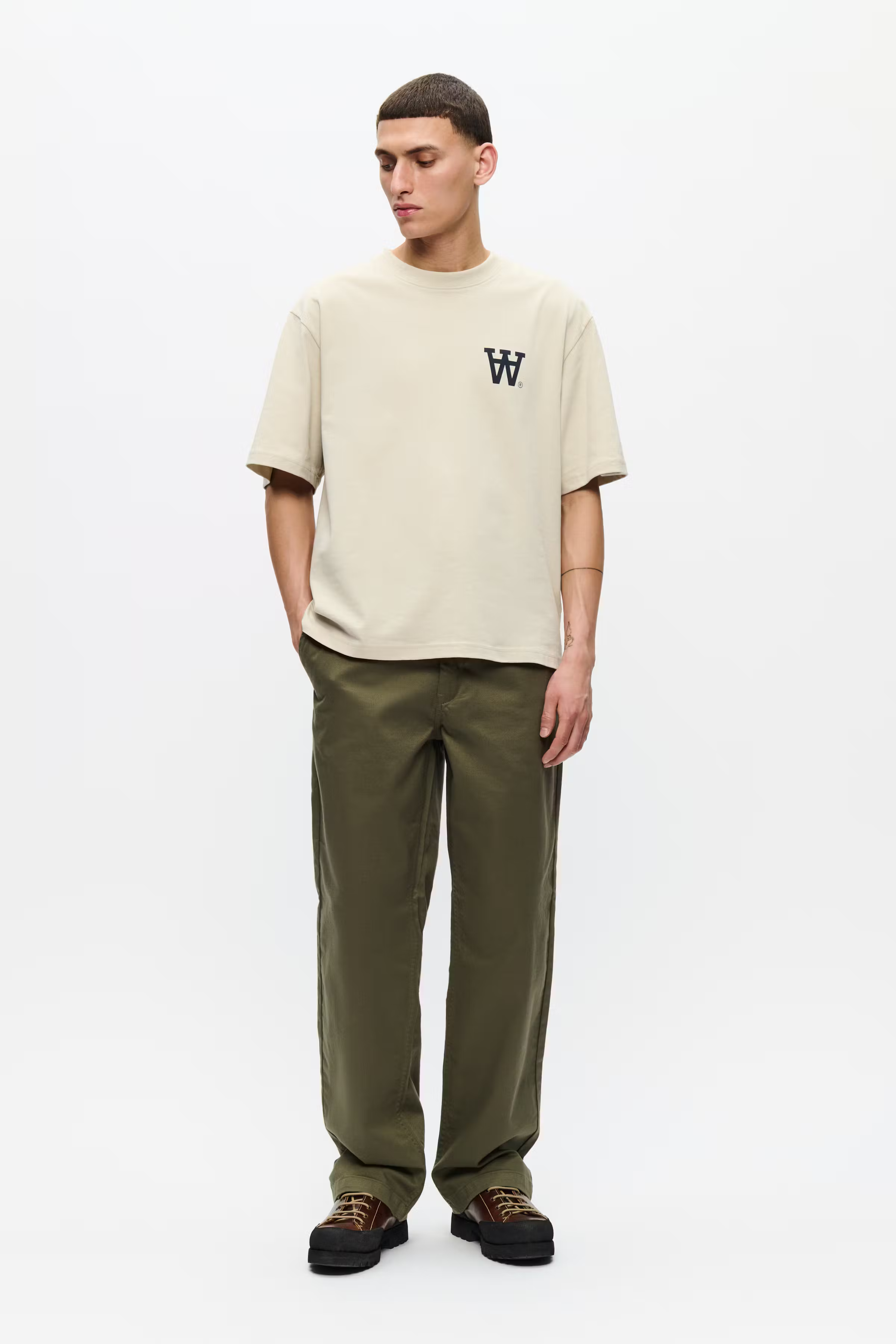 WWLiam T-shirt LOOKBOOK FRONT 30251546-144500