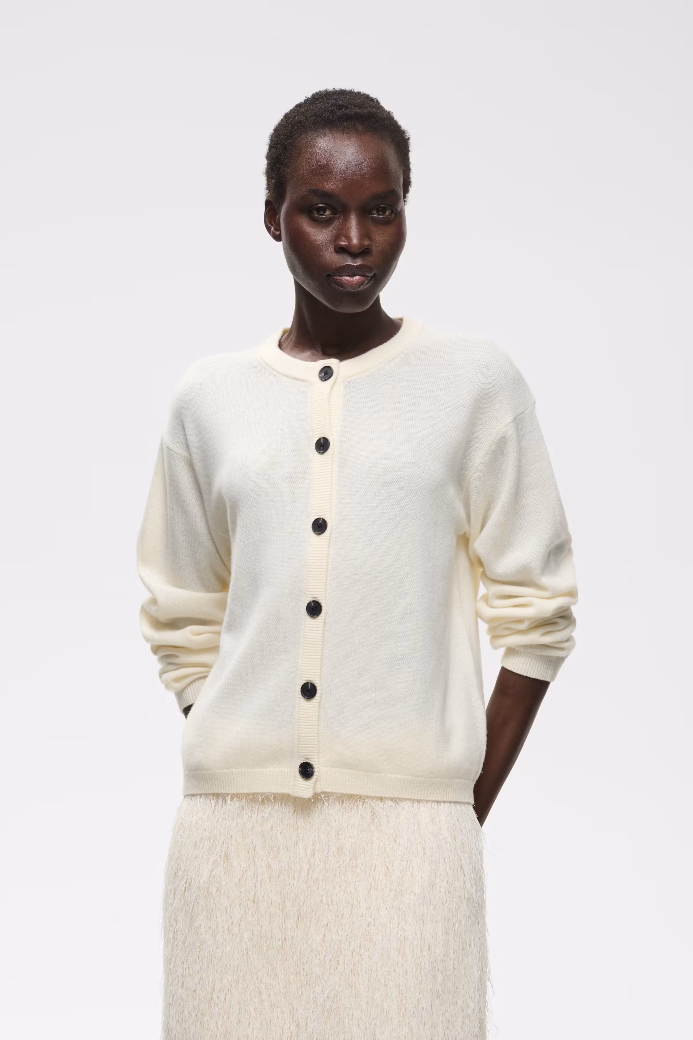 PEIIW Cardigan LOOKBOOK FRONT 30113251-1206011