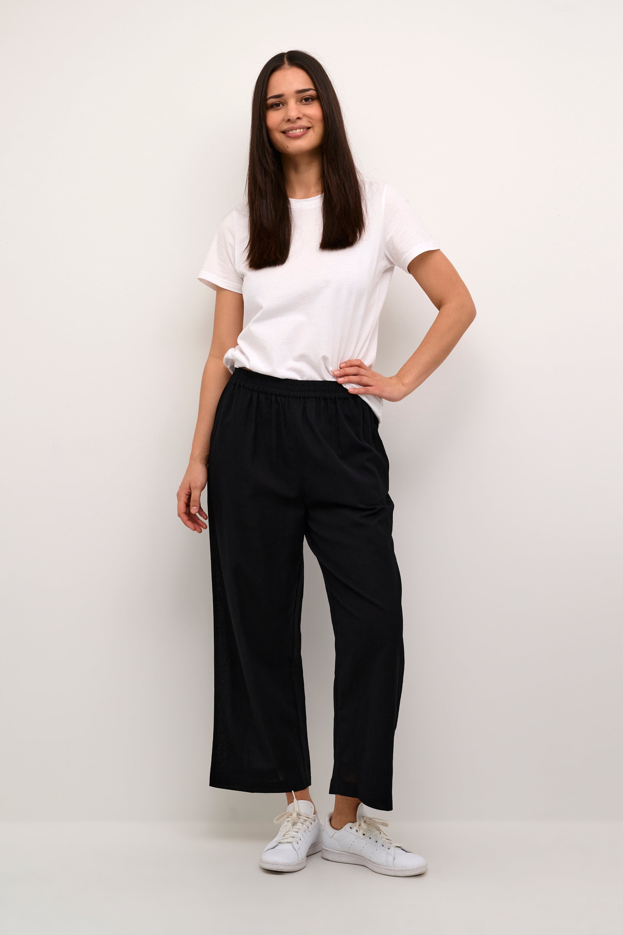 KAvigga Linen Trousers LOOKBOOK FRONT 10508815-100121