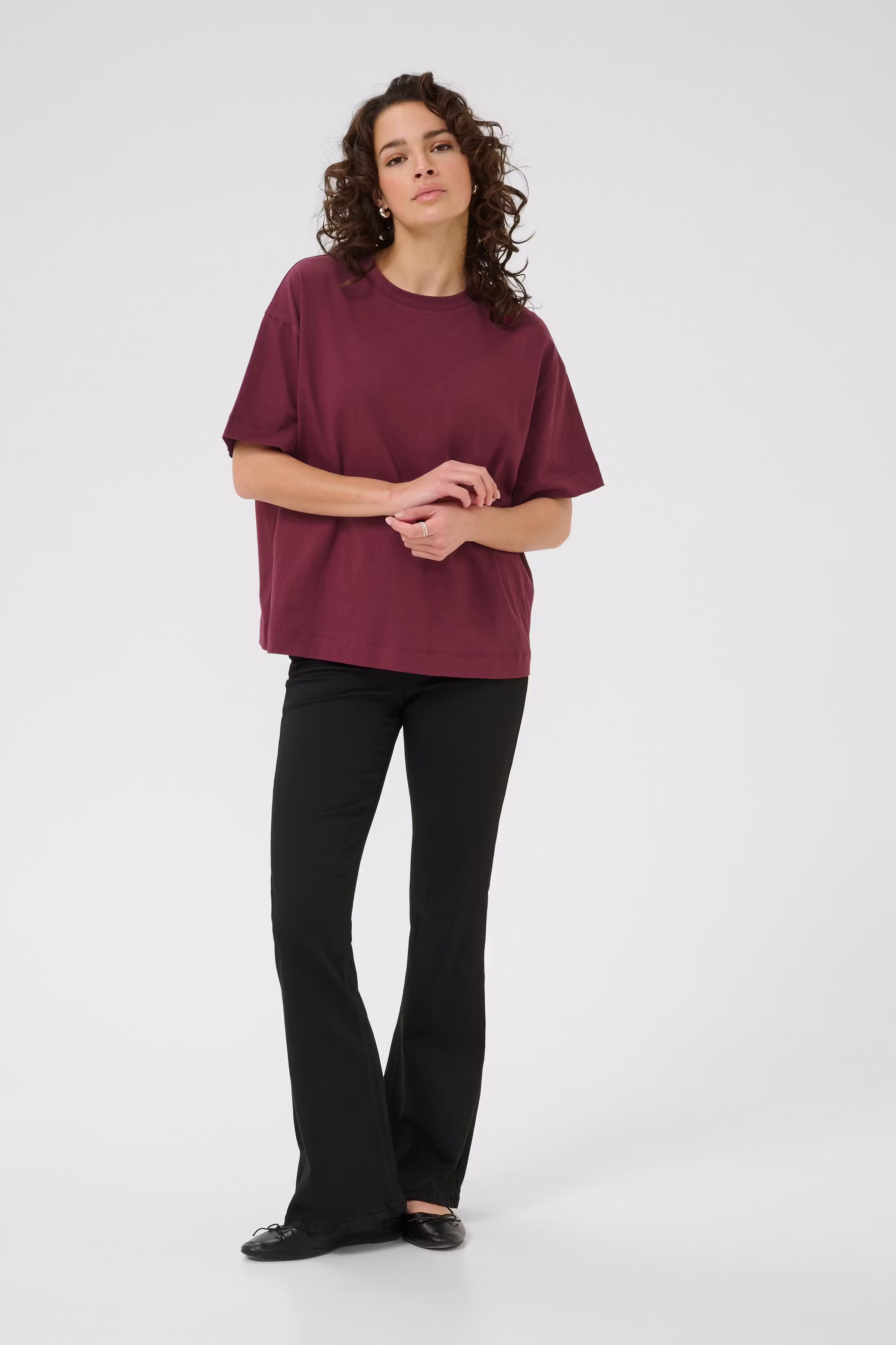 KAtomina T-shirt LOOKBOOK FRONT 10509743-191528