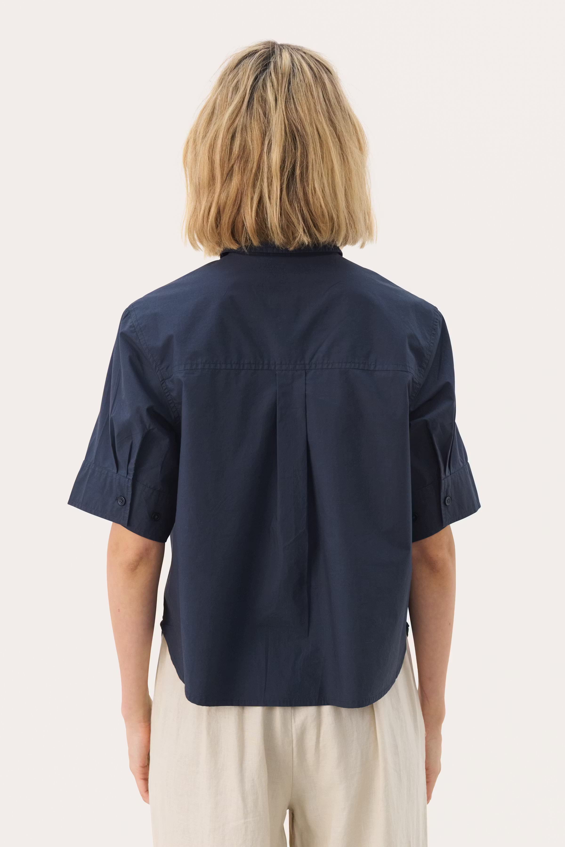 HayliePW Shirt LOOKBOOK BACK 30309922-194109