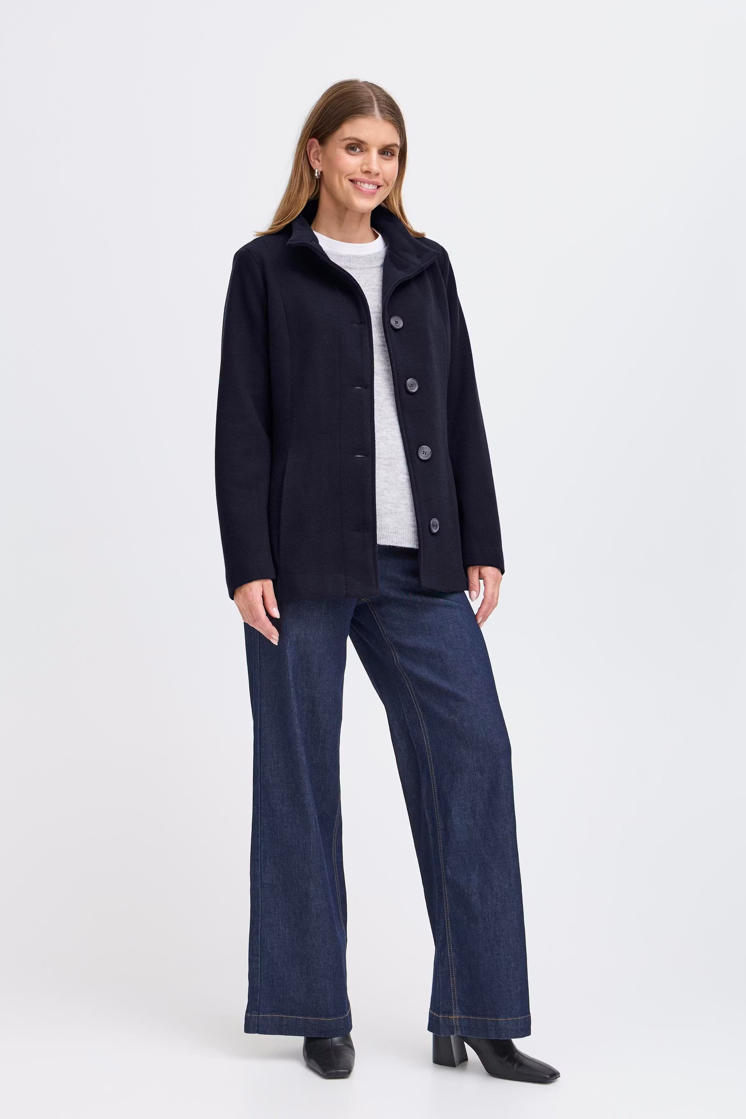 FREVILLA Yttertøy LOOKBOOK FRONT 20615676-1939241