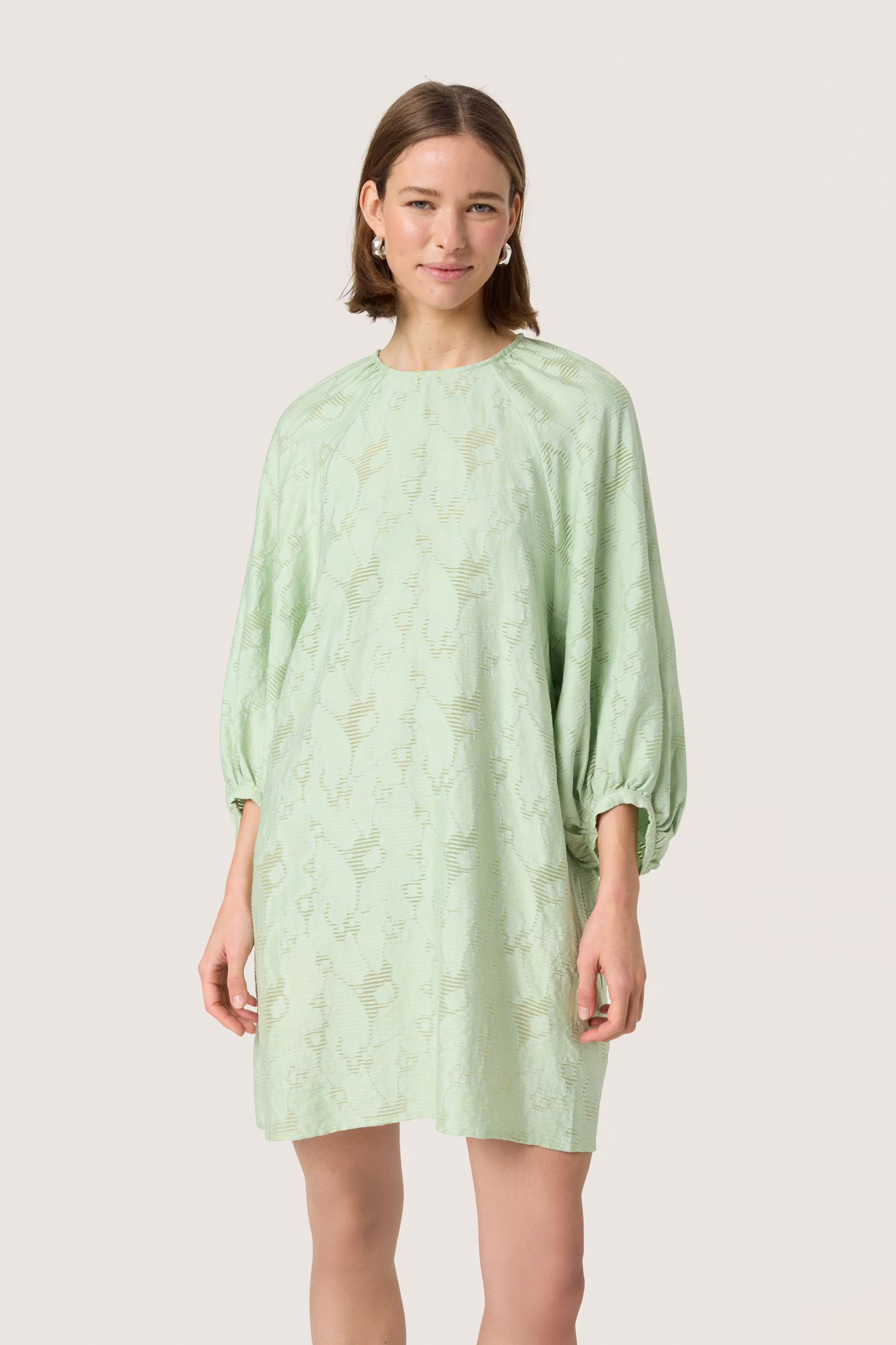 SLAmelina Klänning LOOKBOOK FRONT 30408426-156315