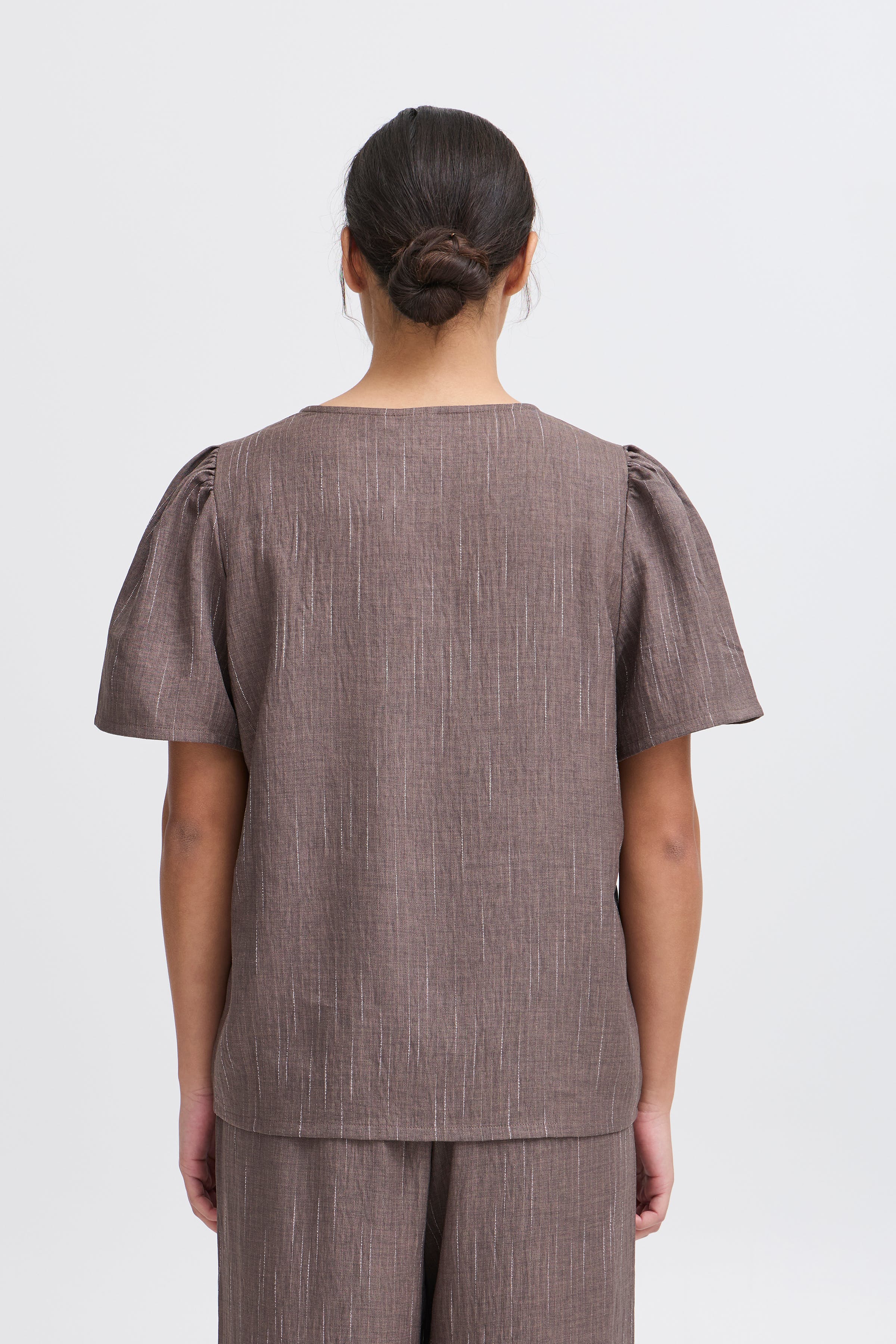 IXREMI T-shirt LOOKBOOK BACK 20123697-205321