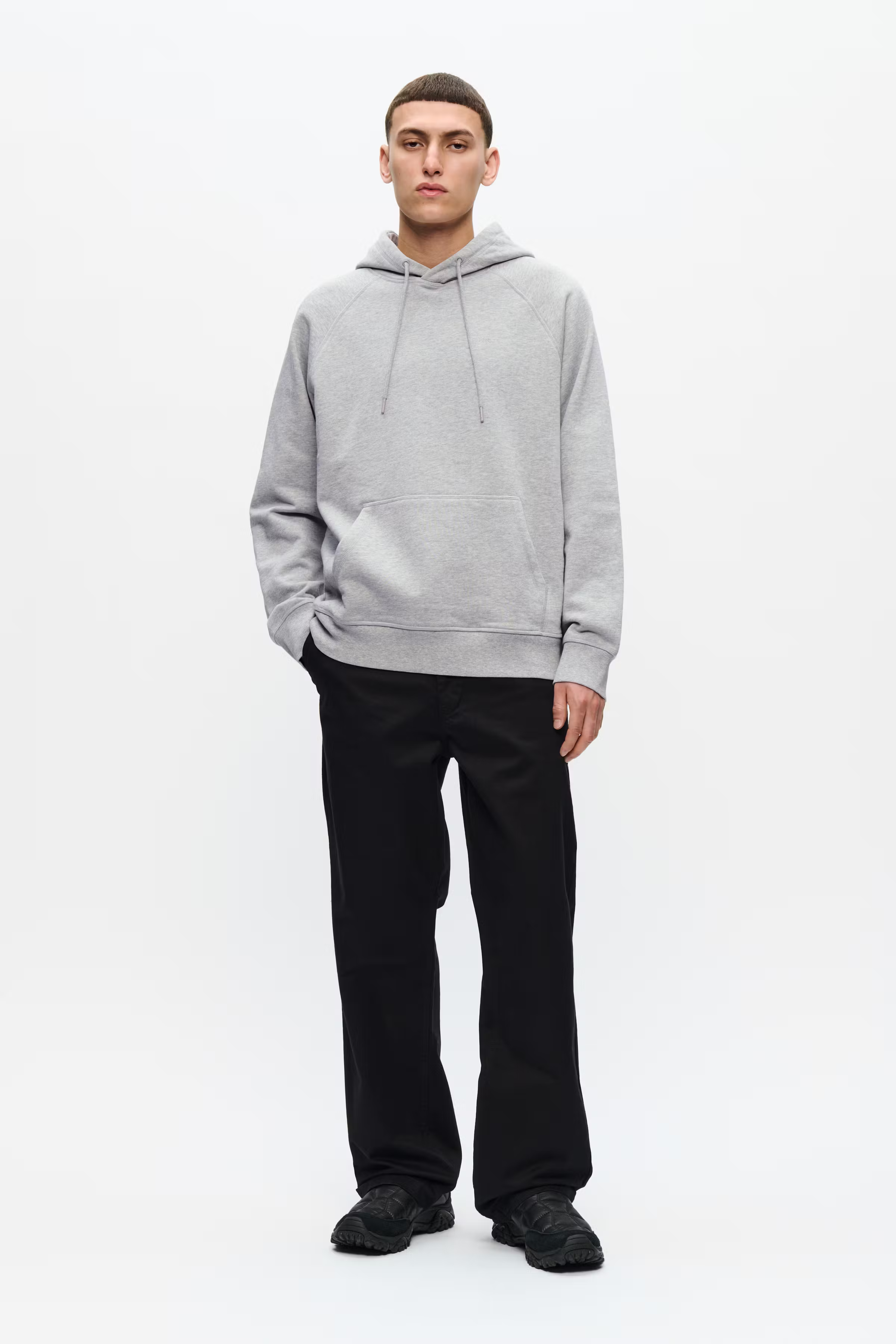 WWFred Sweatshirt LOOKBOOK FRONT 30251552-303736