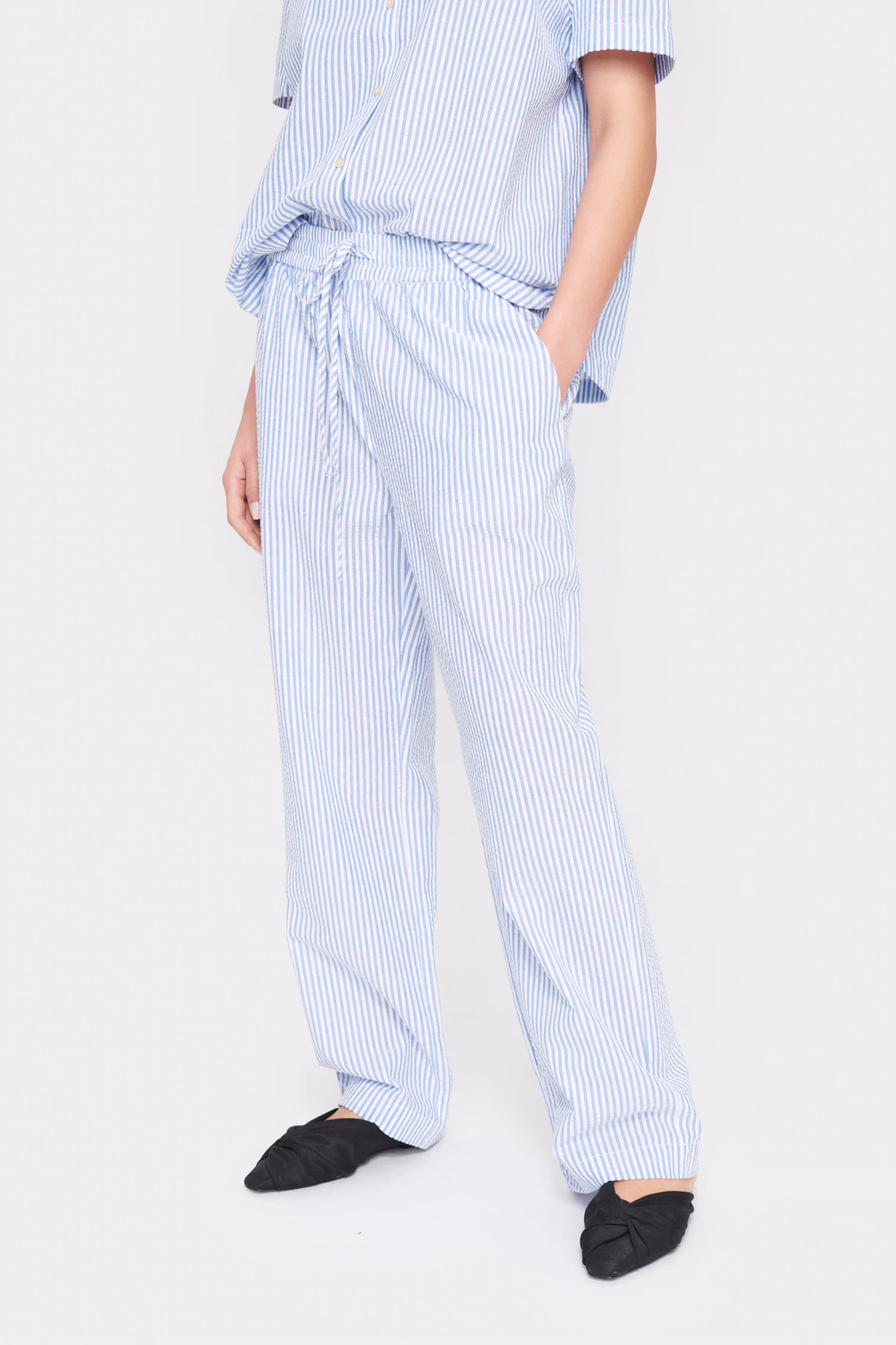 ElmikoSZ Trousers LOOKBOOK FRONT 30513288-184043