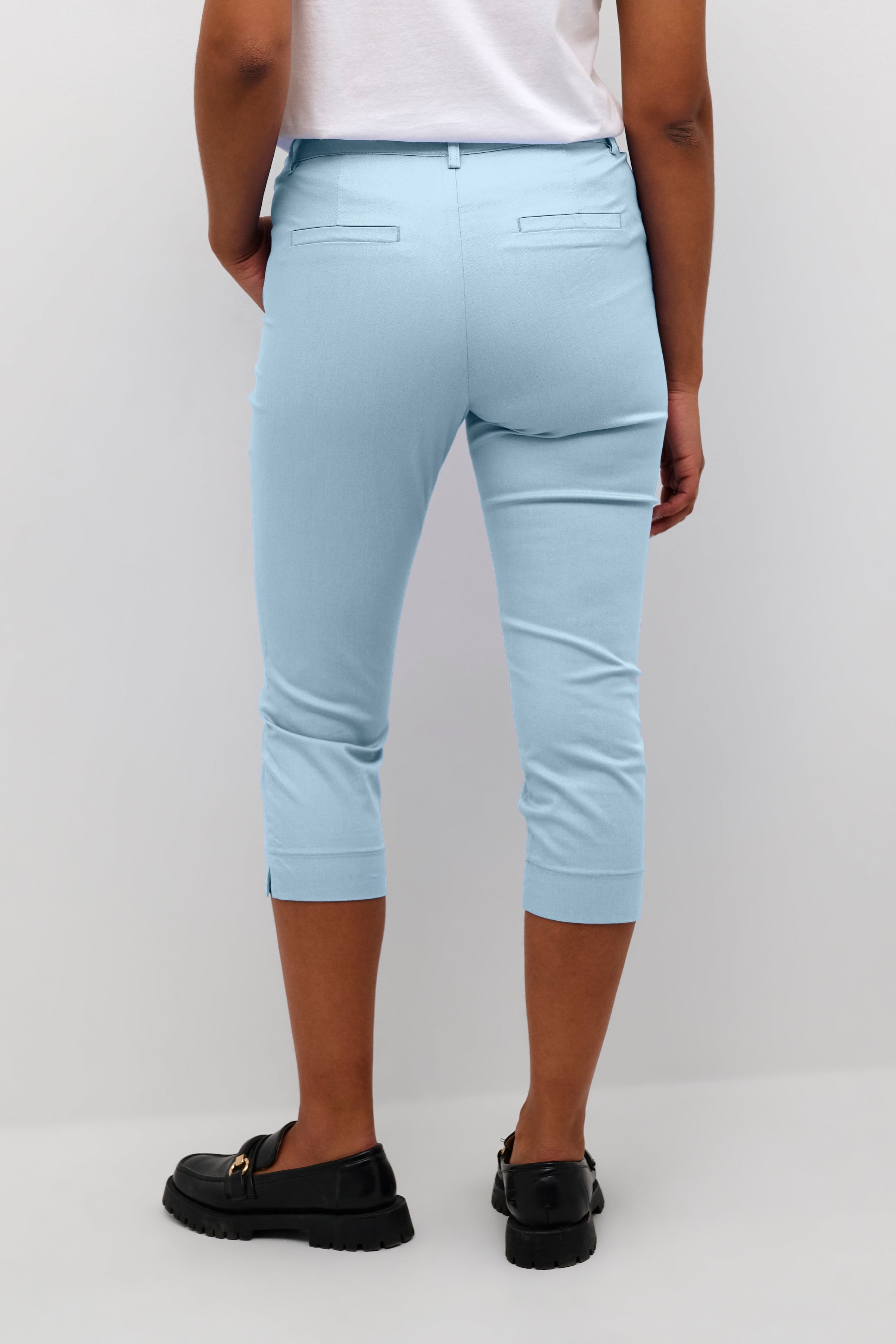 KAlea Capri Trousers LOOKBOOK BACK 10506815-174021