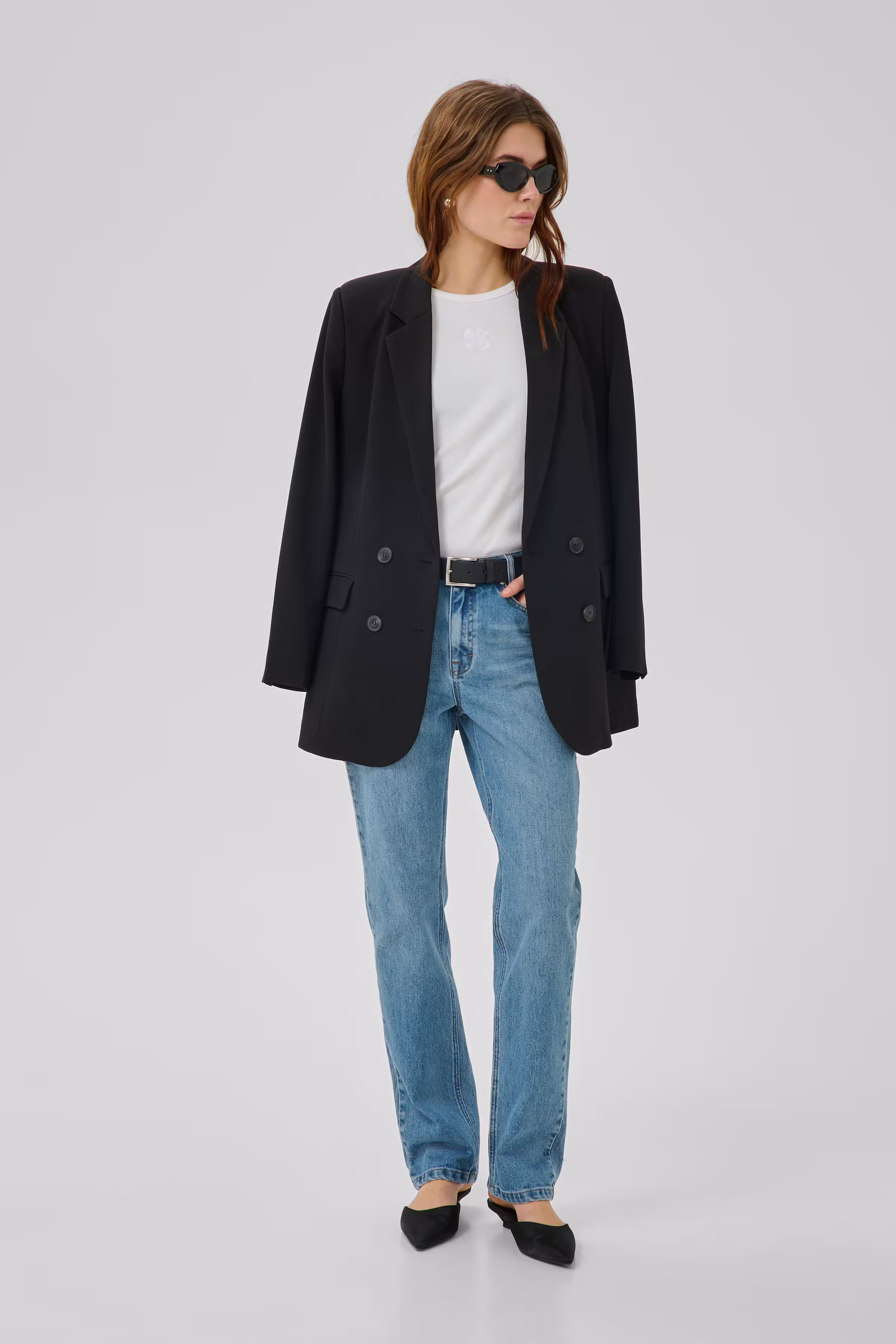 07 THE ISA HIGH STRAIGHT JEANS LOCATION NONE 10705264-100053