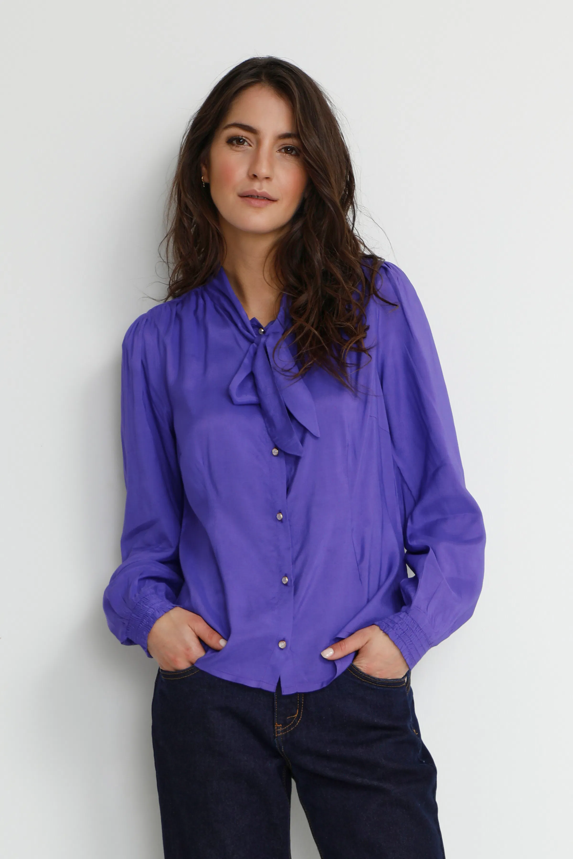 CRSansa Shirt LOOKBOOK FRONT 10610481-183838