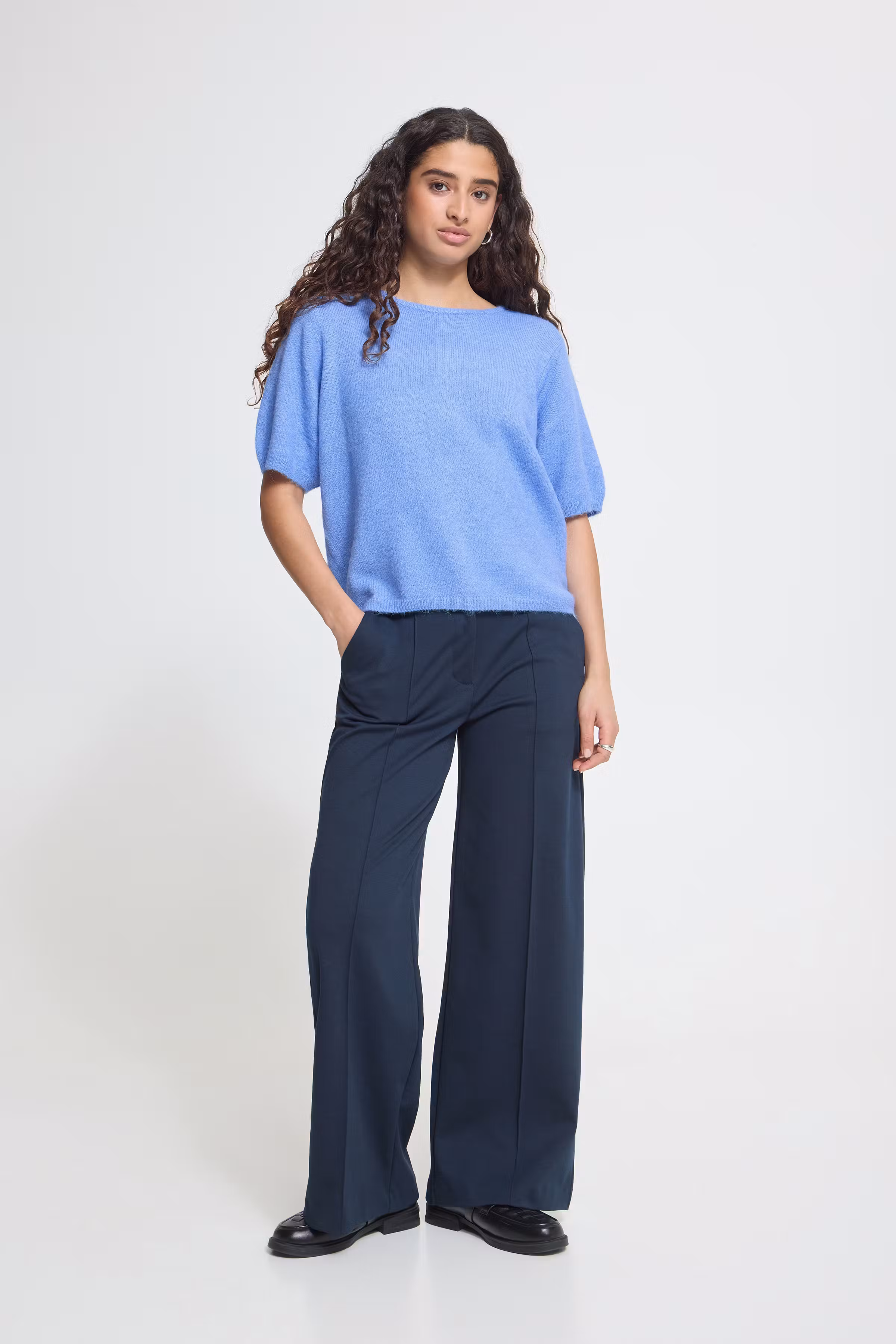 IHKAMARA Pullover LOOKBOOK FRONT 20124154-173936