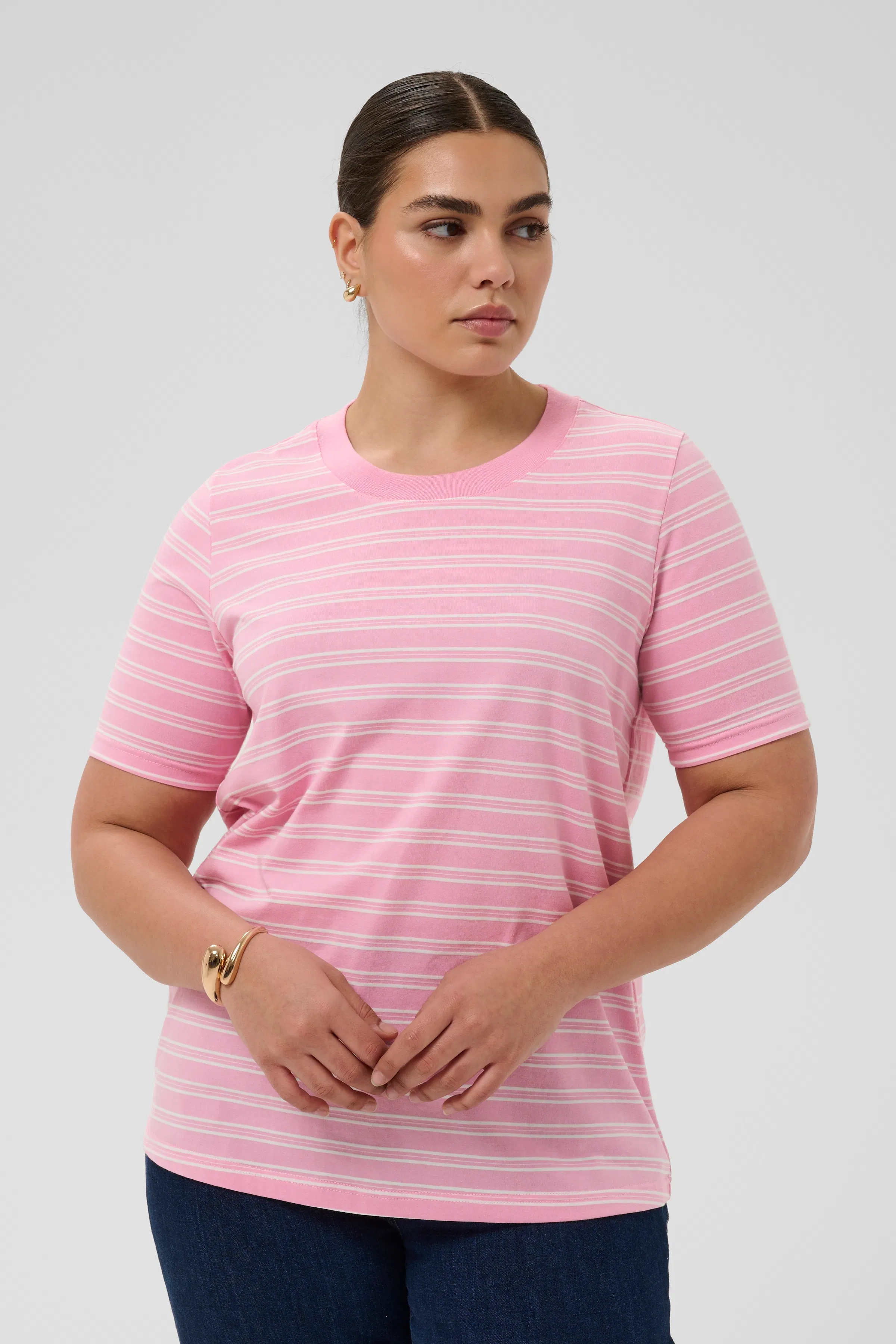 KCjilla T-shirt LOOKBOOK FRONT 10584487-1000104