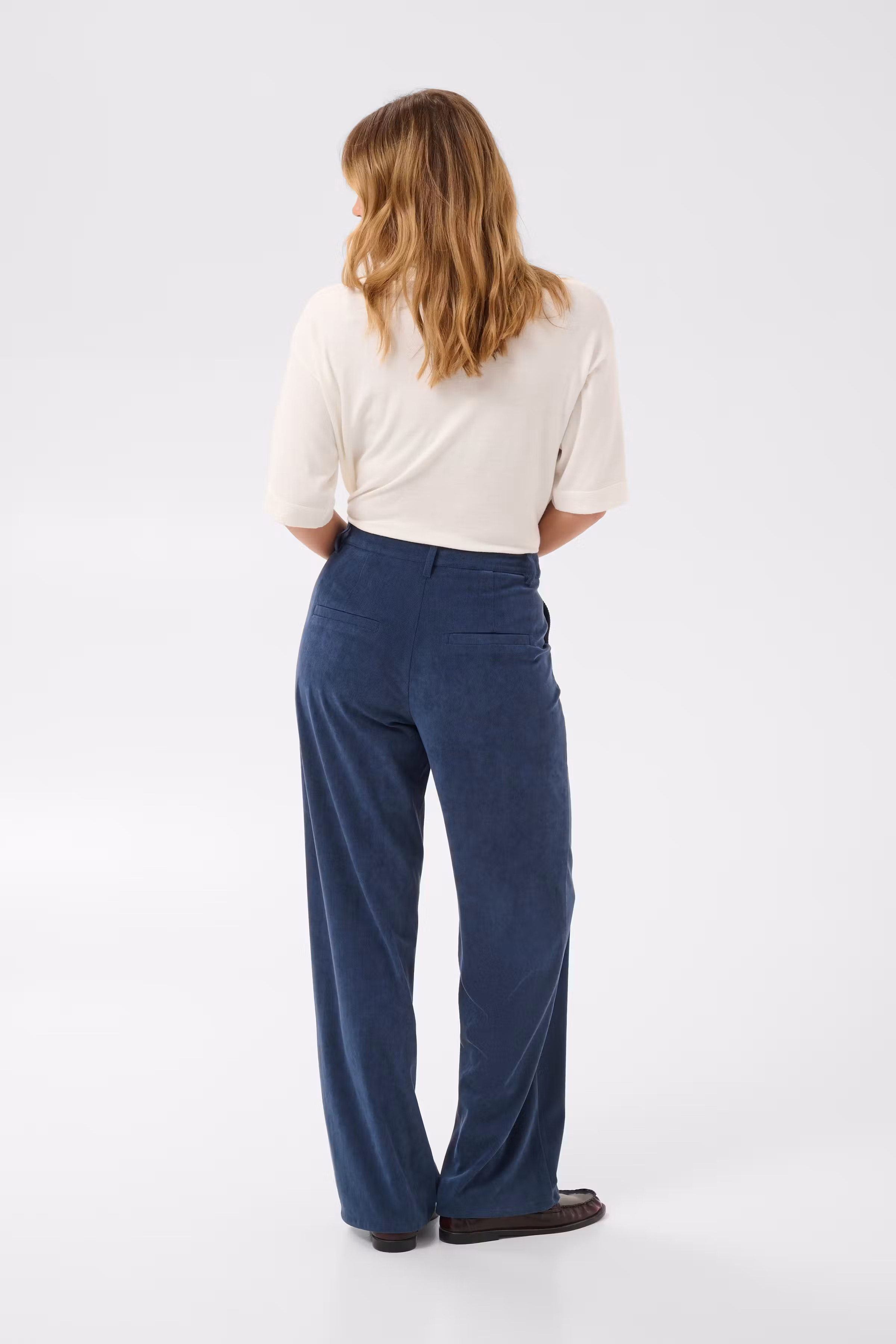 KAsvaja Trousers LOOKBOOK BACK 10513081-106706