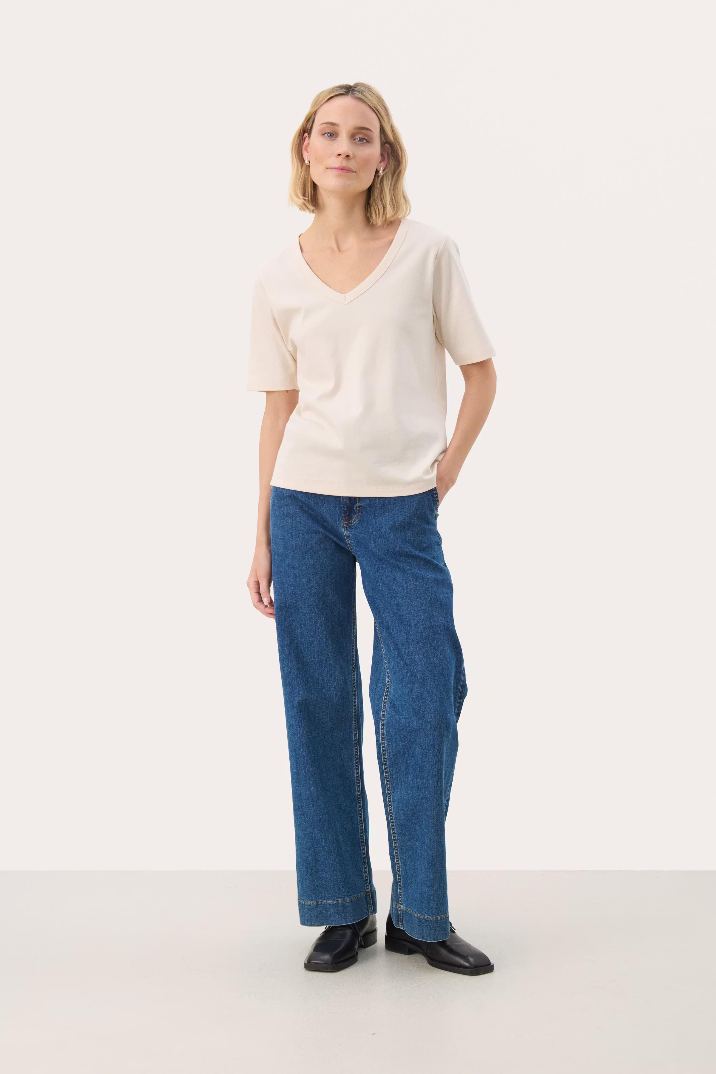 RatansaPW T-shirt LOOKBOOK FRONT 30309871-120304