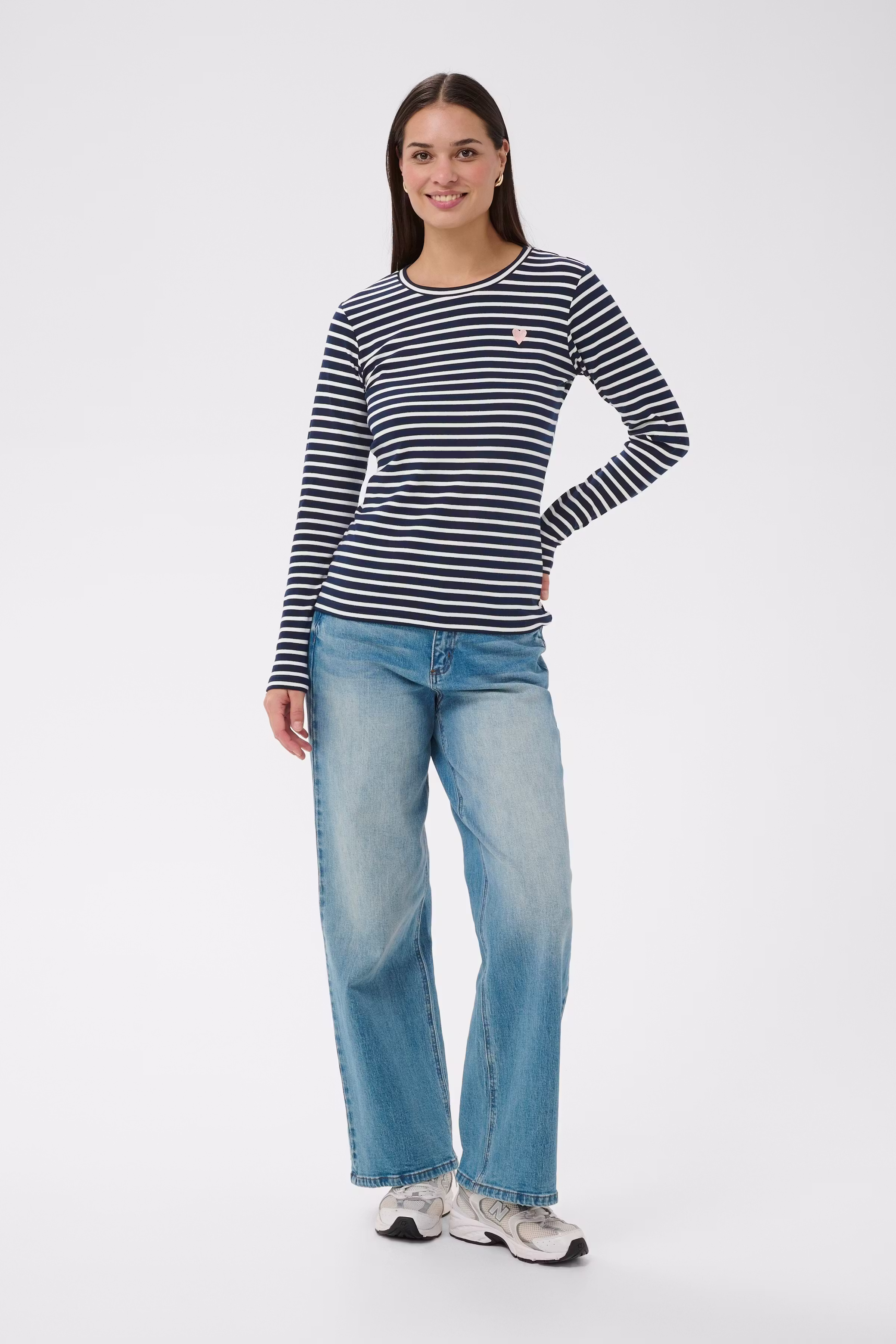 KALiddy T-shirt LOOKBOOK FRONT 10502821-52737