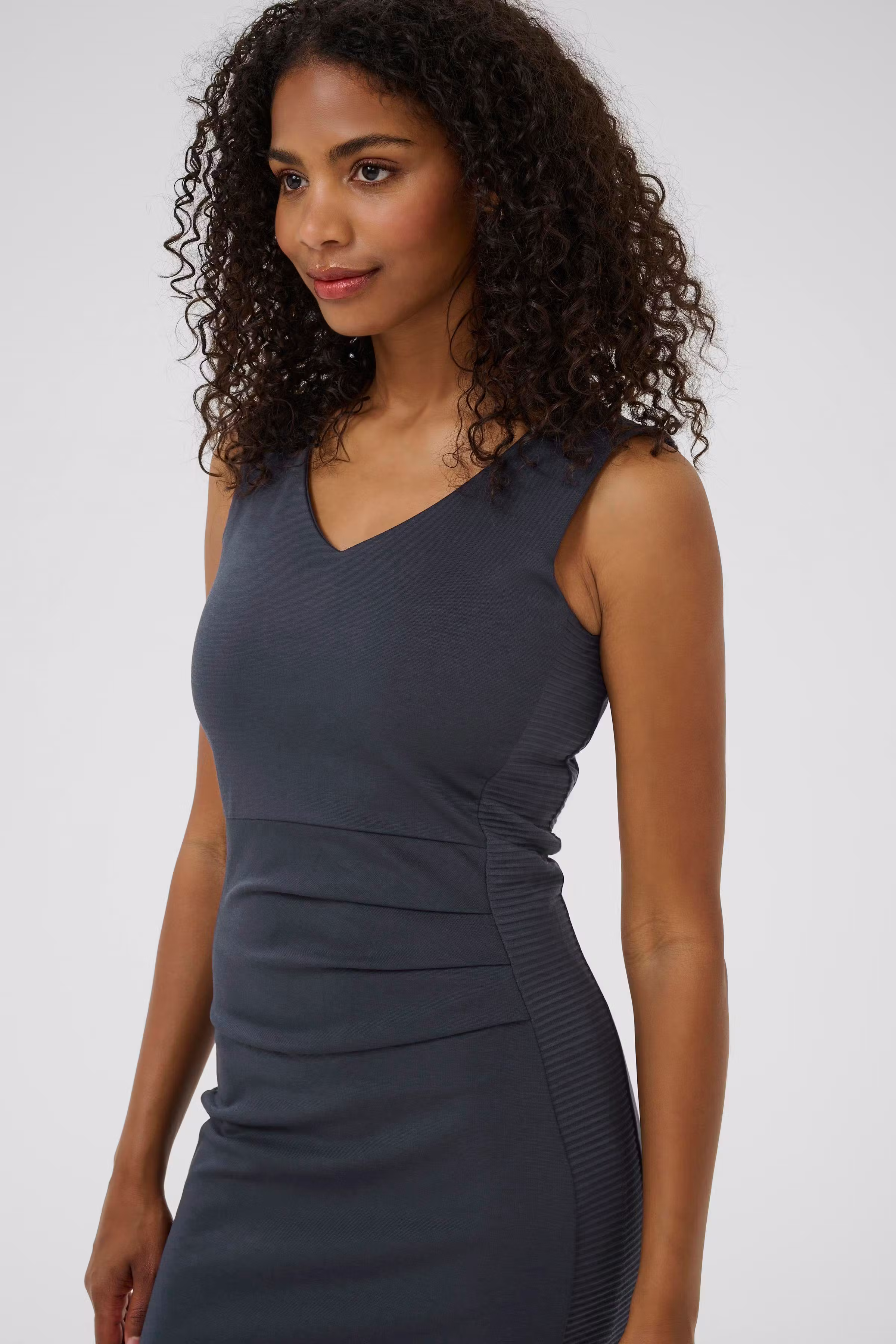 Sara Kjole LOOKBOOK DETAIL 10500655-52737