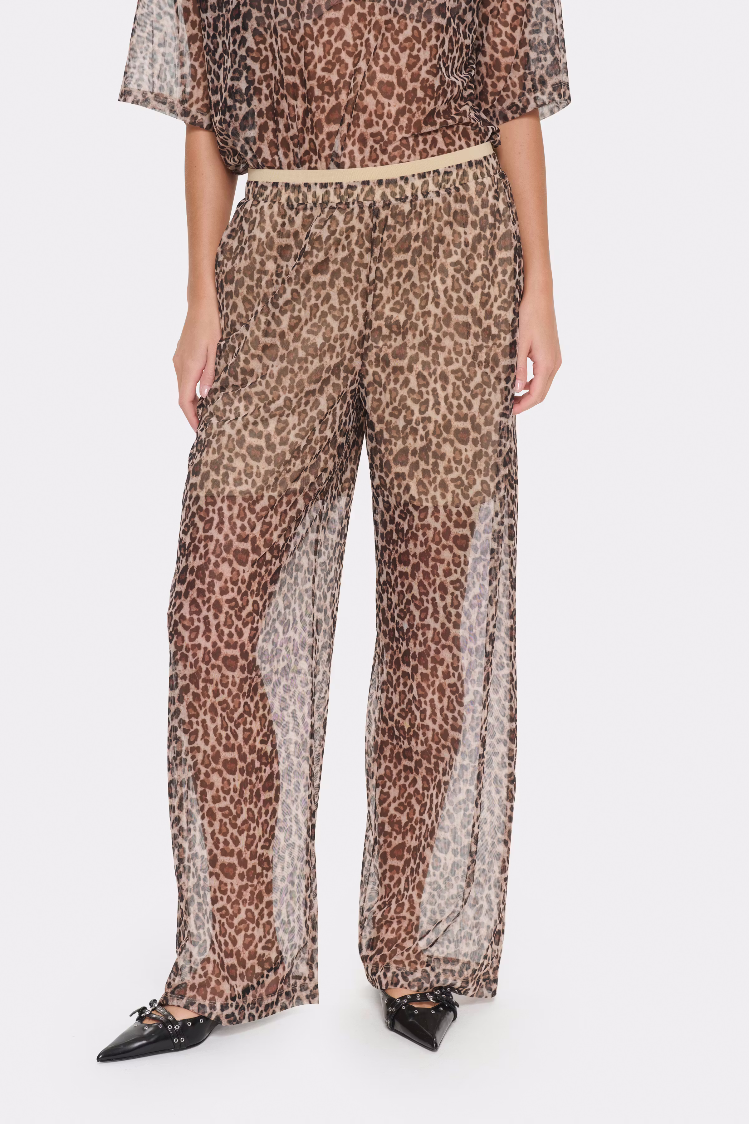 LoreenSZ Byxor LOOKBOOK FRONT 30514258-302839