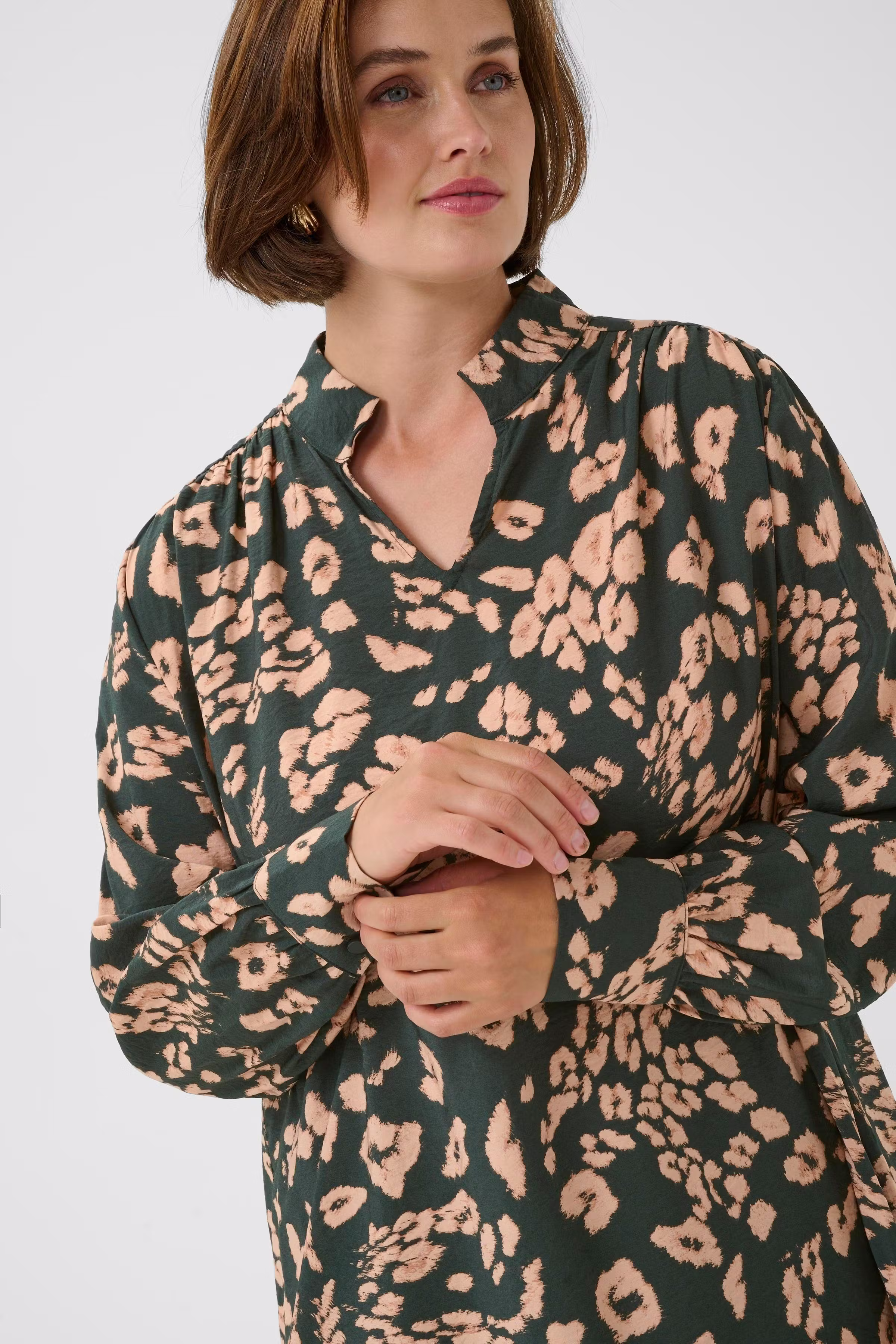 BPiris Tunika LOOKBOOK DETAIL 40200060-108689